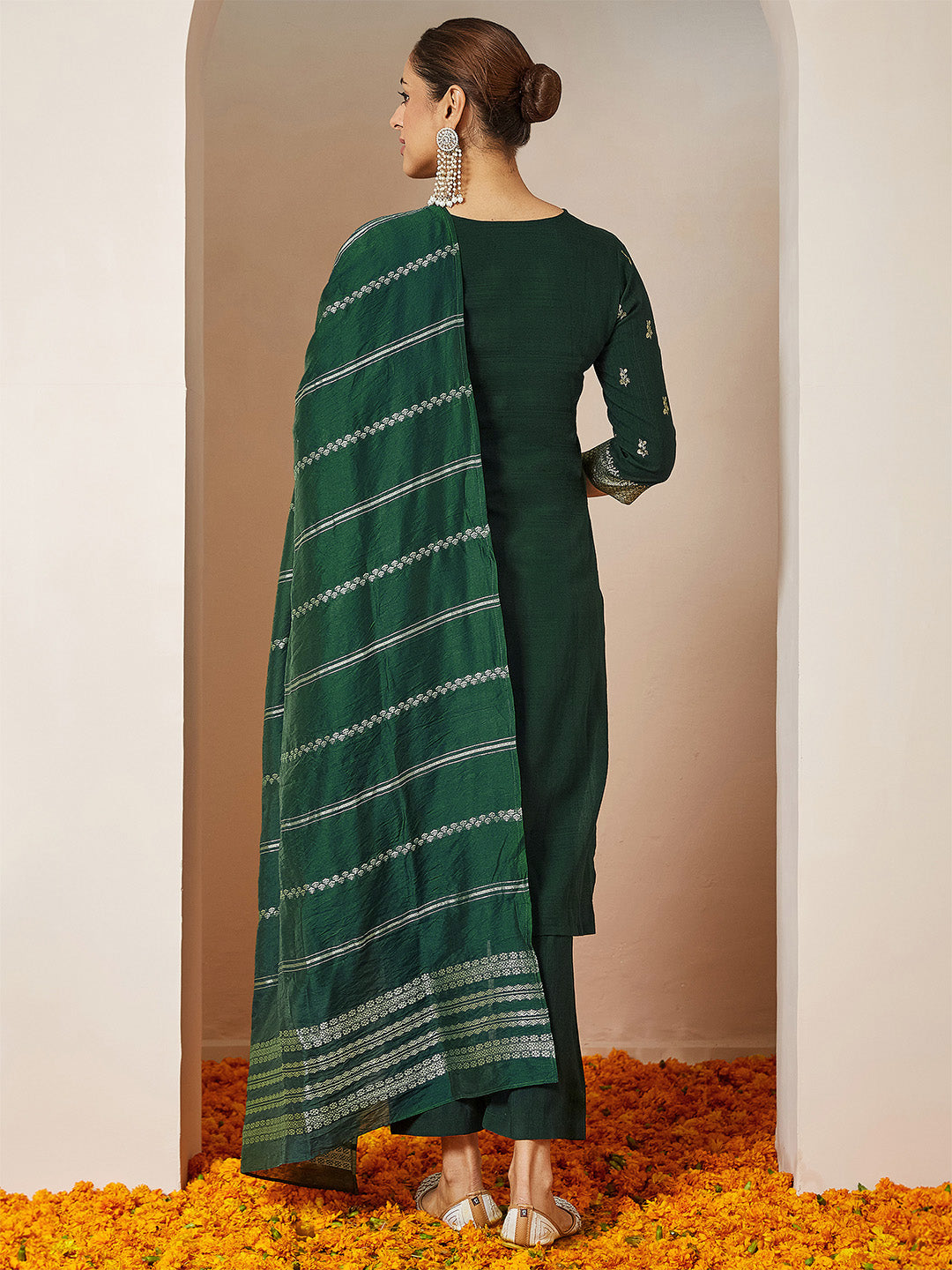 Janasya Women's Bottle Green Silk Blend Foil Printed Straight Kurta Set - qivii