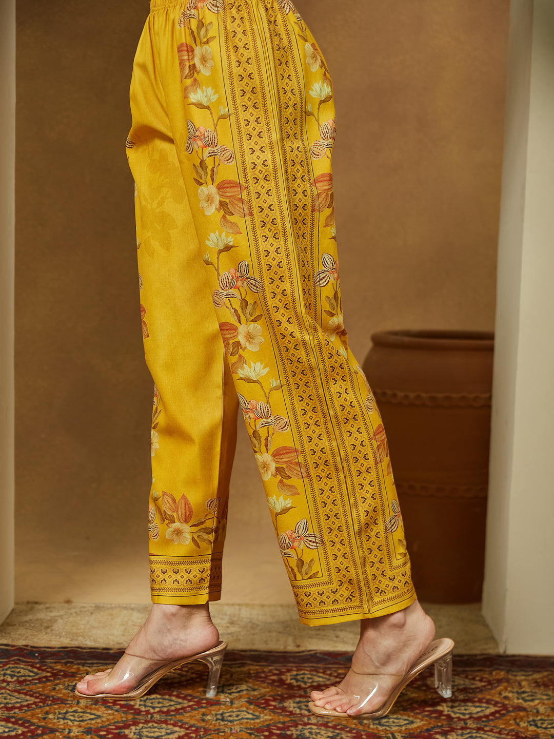 Janasya Women's Yellow Cotton Blend Floral Printed Pakistani Floral Straight Kurta Set - qivii