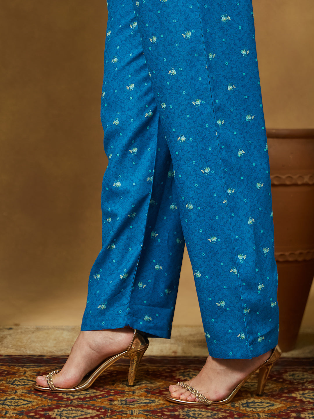 Janasya Women's Blue Cotton Blend Floral Printed Anarkali Kurta Set - qivii