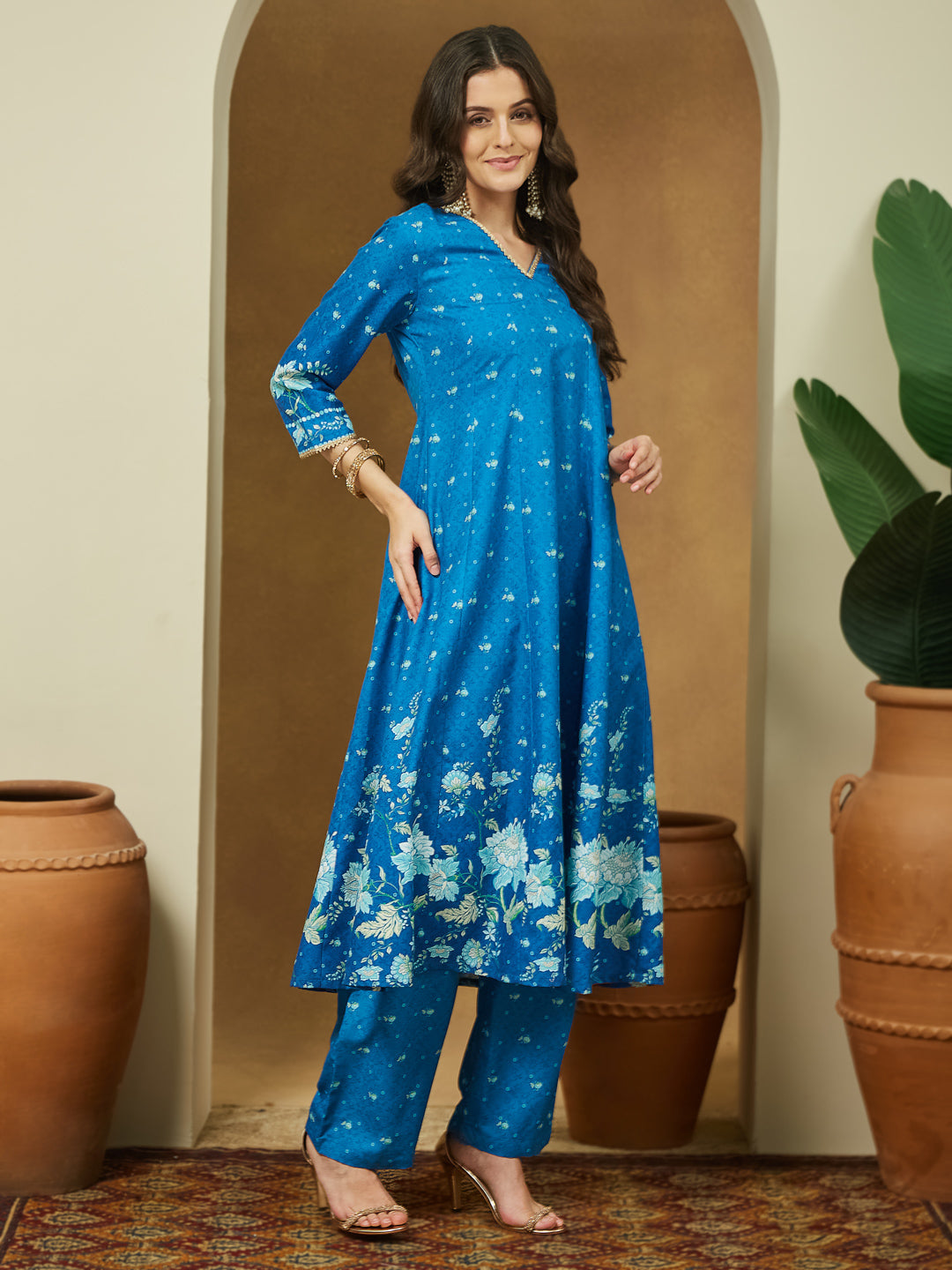 Janasya Women's Blue Cotton Blend Floral Printed Anarkali Kurta Set - qivii