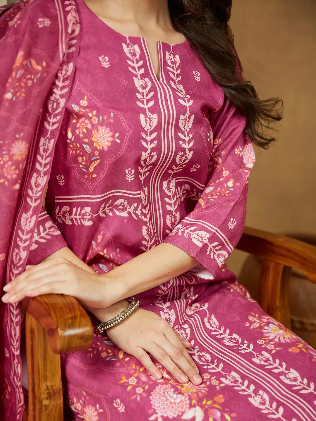 Janasya Women's Pink Cotton Blend Floral Printed Straight Kurta Set