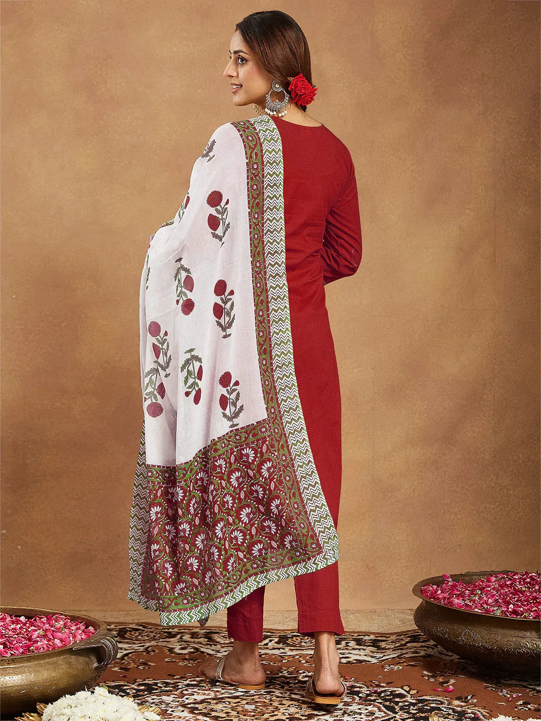 Janasya Women's Red Pure Cotton Embellished Straight Kurta Set