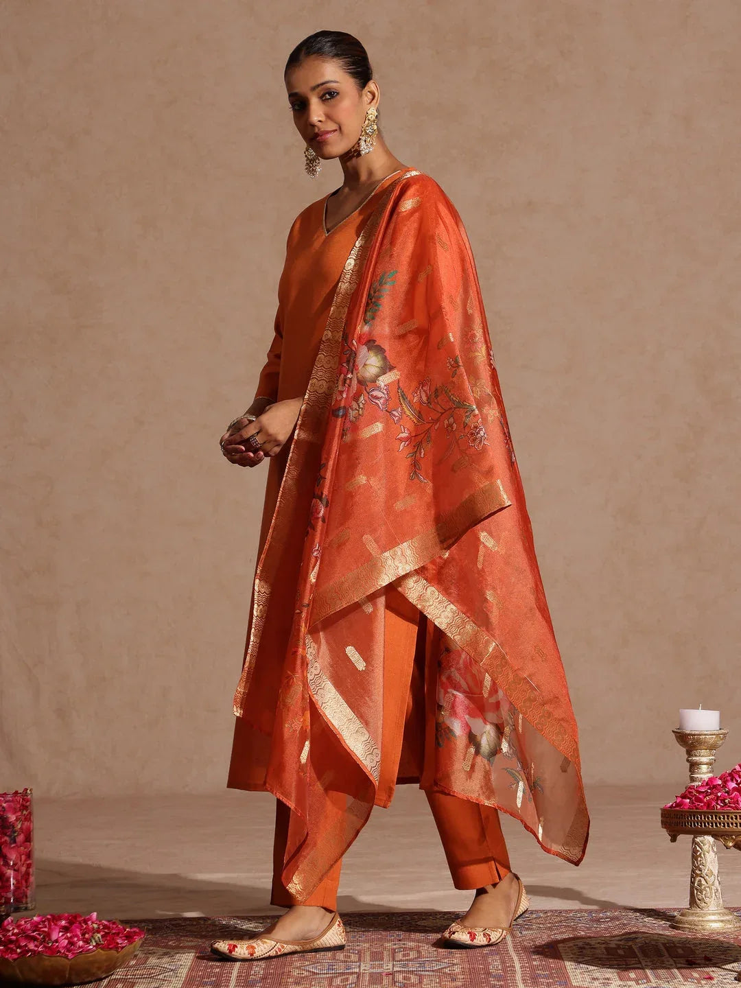 Janasya Women's Orange Cotton Blend Yoke Design Straight Kurta Set With Printed Dupatta