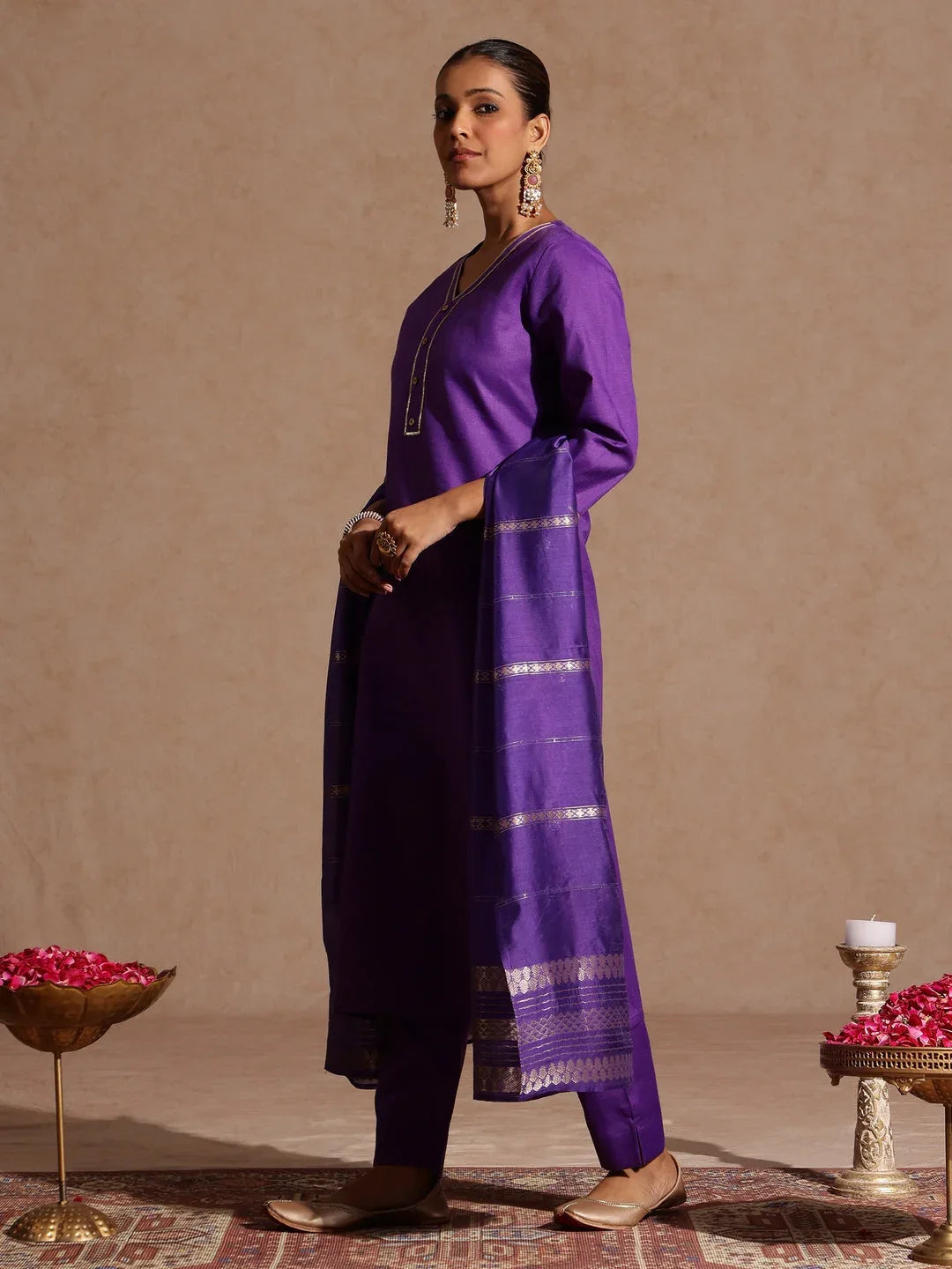 Janasya Women's Purple Cotton Blend Yoke Design Straight Kurta Set