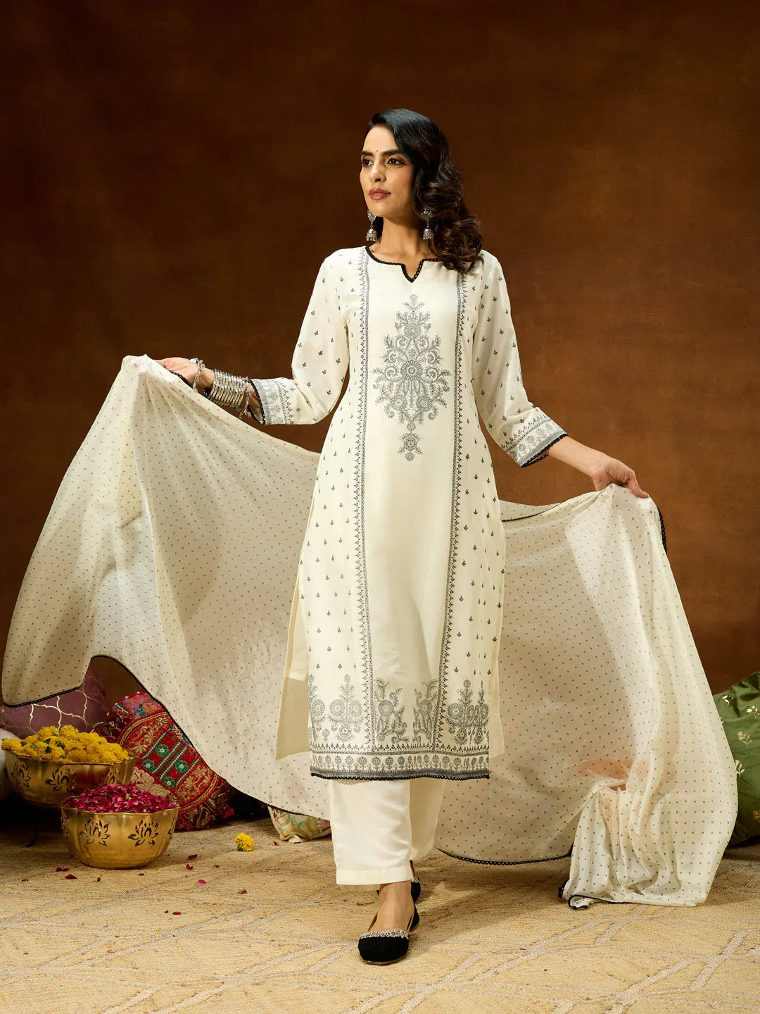 Janasya Women's White Silk Blend Ethnic Printed Straight Kurta Set
