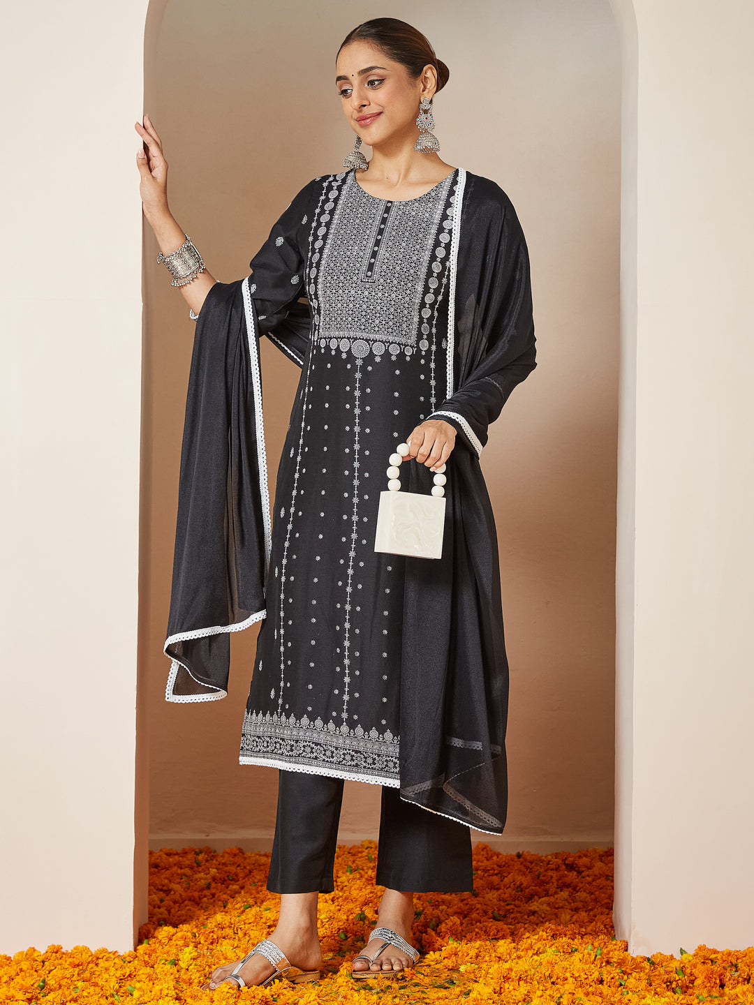 Janasya Women's Black Silk Blend Embellished Straight Kurta Set - qivii
