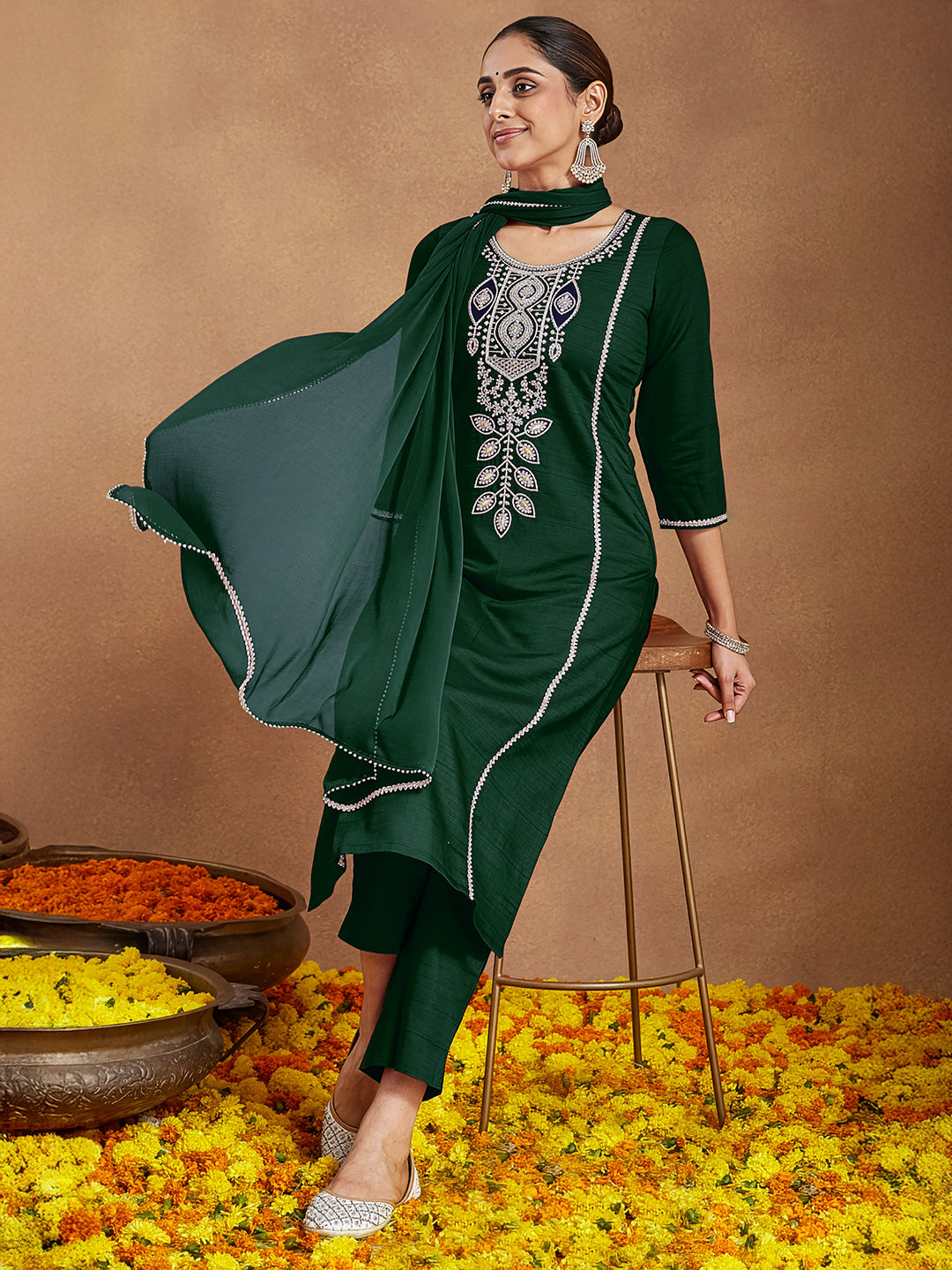 Janasya Women's Bottle Green Silk Blend Embroidered Straight Kurta Set