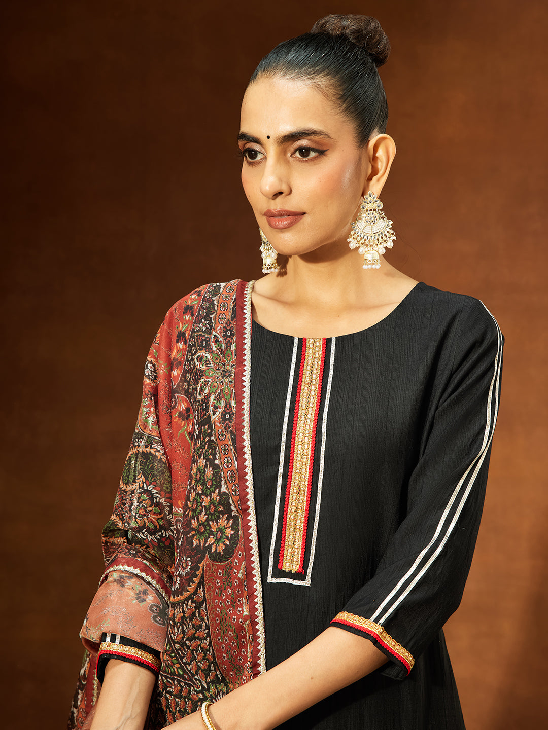 Janasya Women's Black Silk Blend Embellished Straight Kurta Set