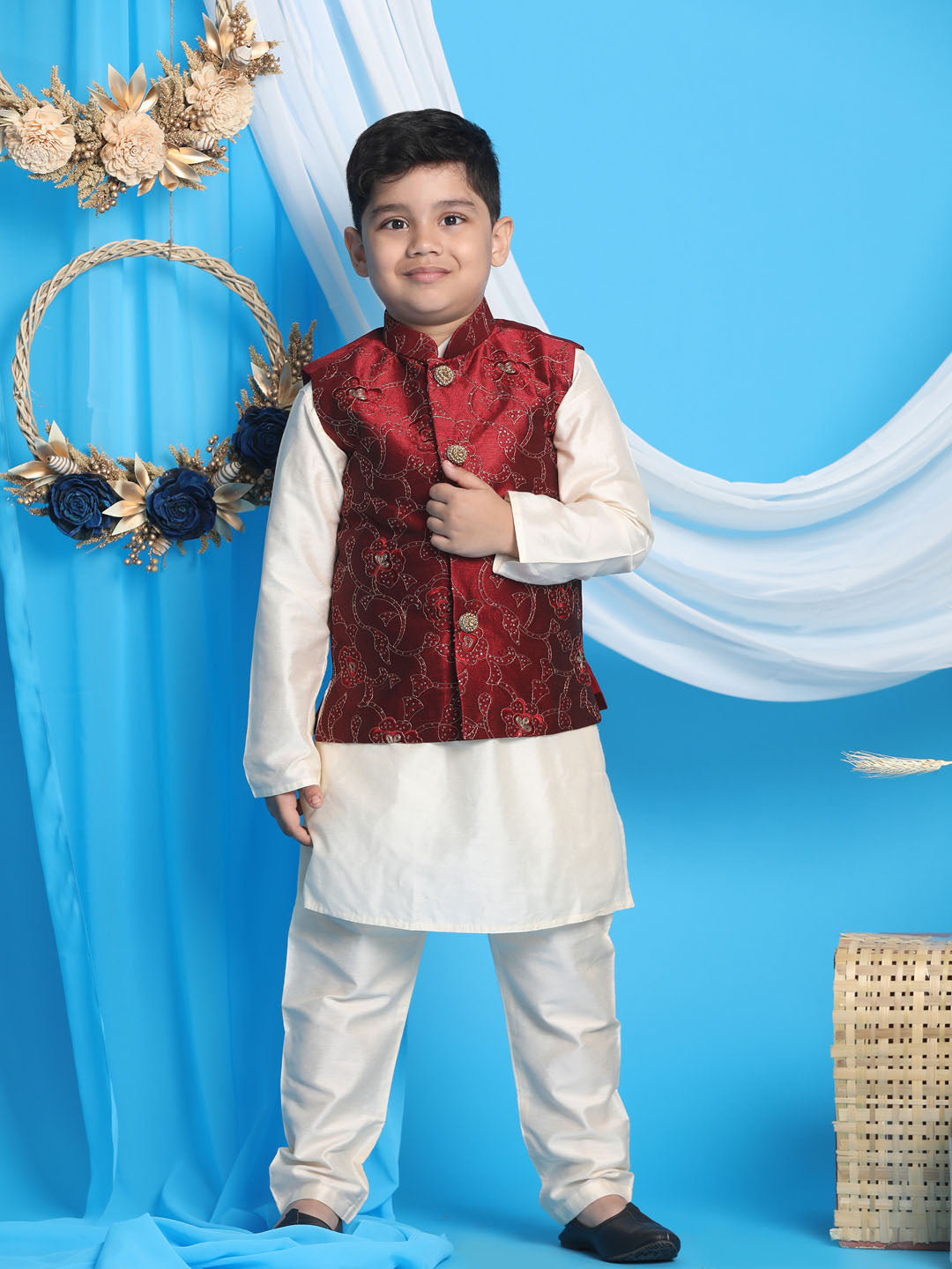 Vastramay Boy's Maroon Nehru Jacket With Cream Kurta And Pyjama Set - qivii