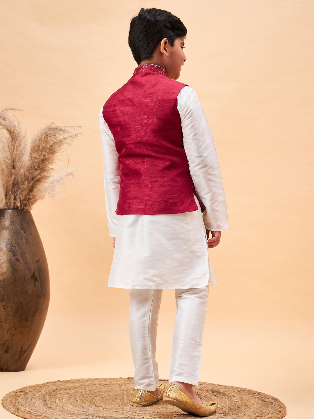 VASTRAMAY Boy's Maroon Nehru Jacket With White Kurta And Pyjama Set - qivii