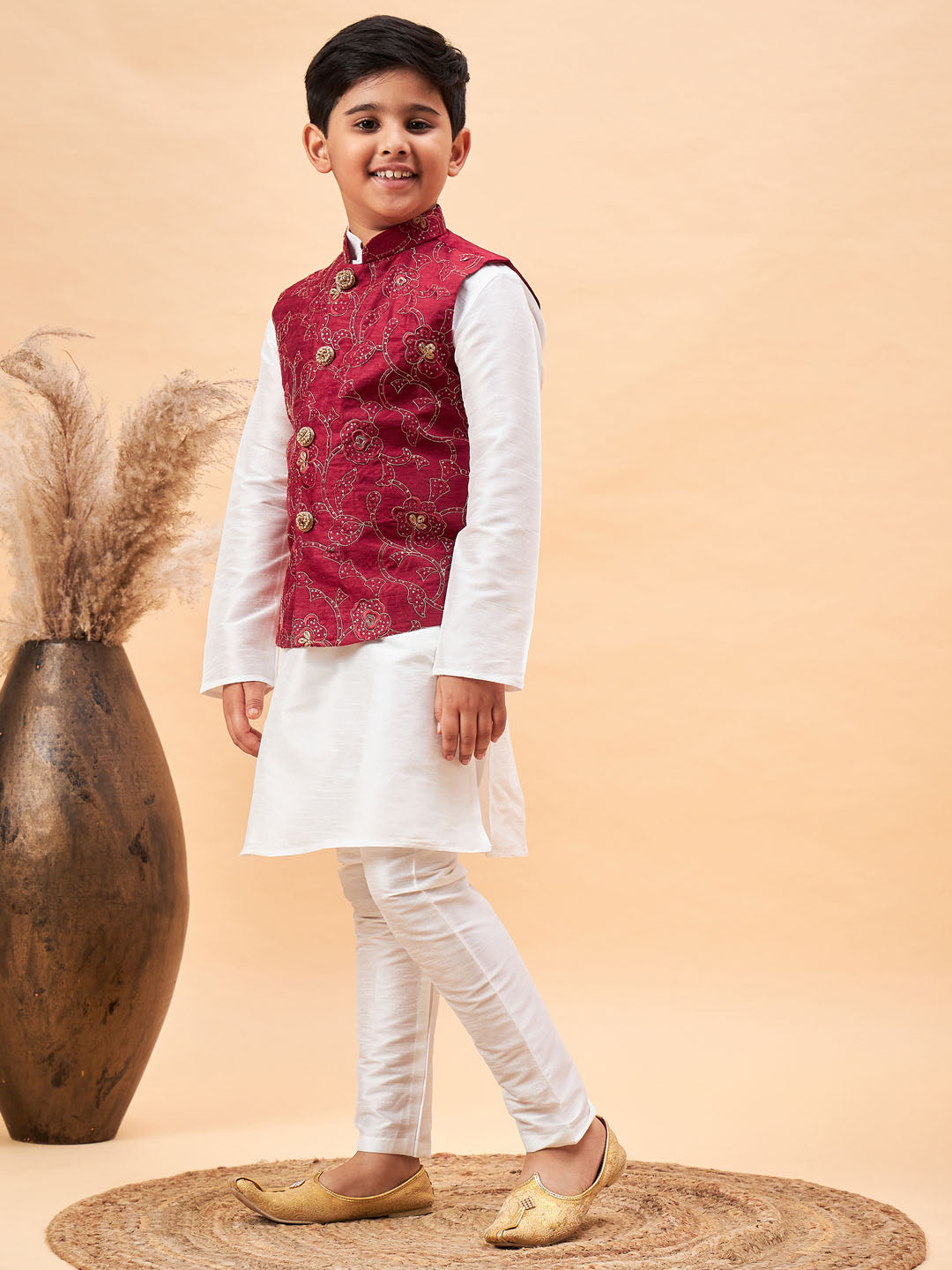 VASTRAMAY Boy's Maroon Nehru Jacket With White Kurta And Pyjama Set - qivii
