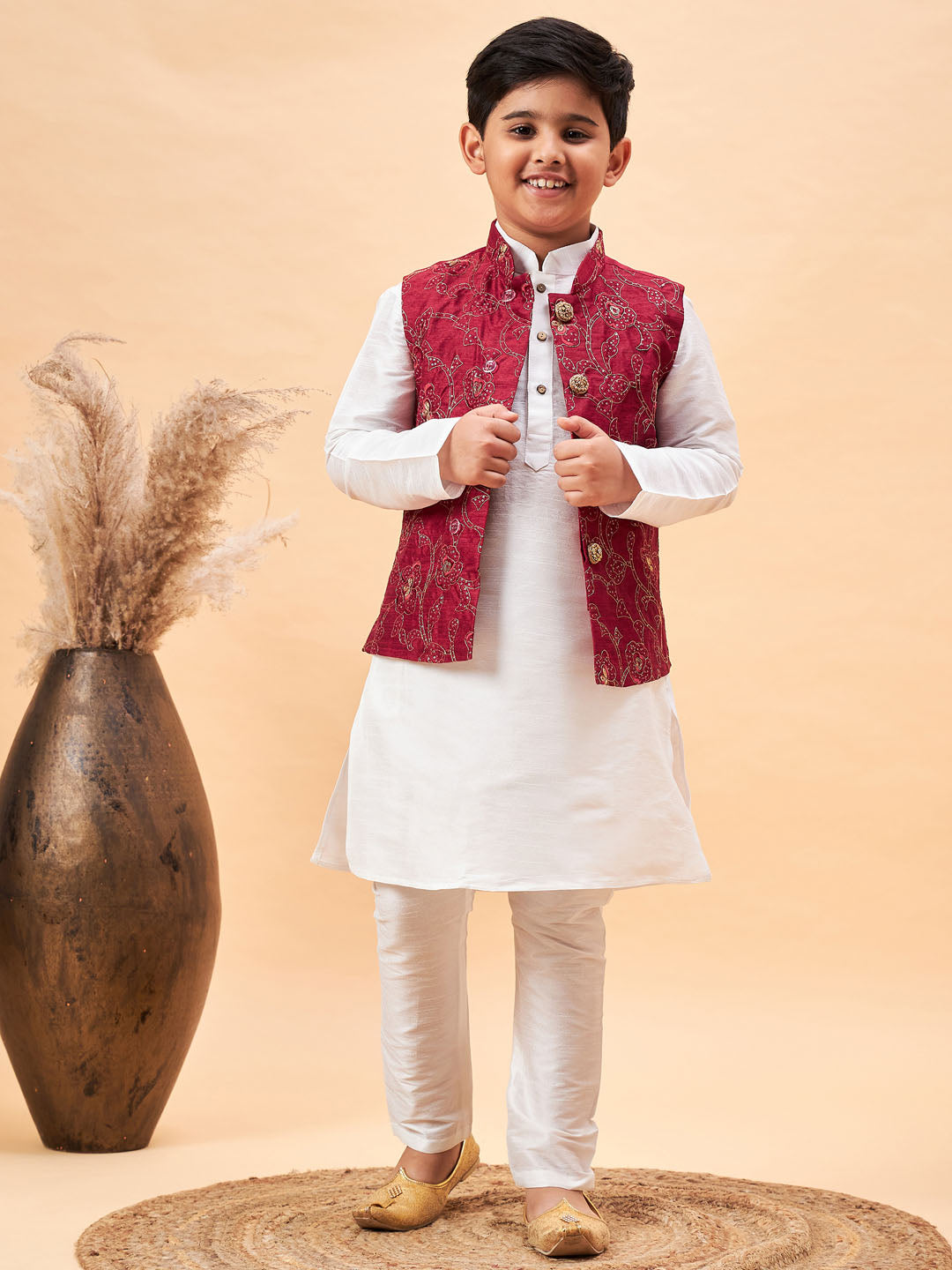 VASTRAMAY Boy's Maroon Nehru Jacket With White Kurta And Pyjama Set - qivii