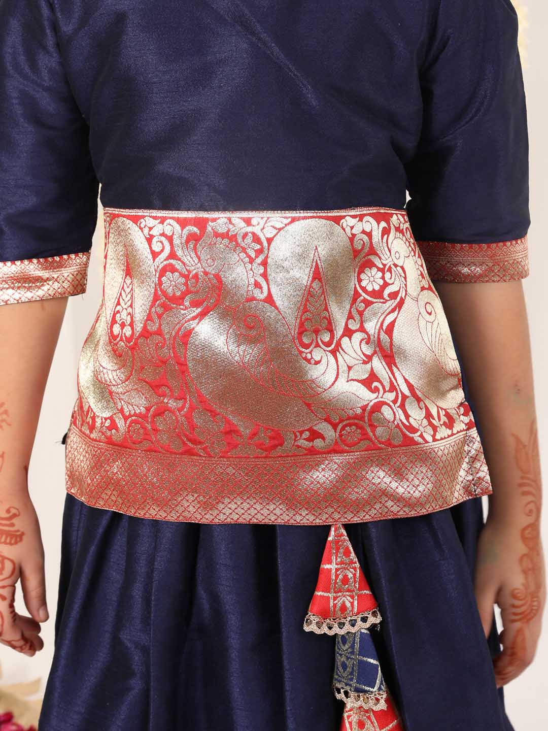 Vastramay Girl's Blue Pavda Pattu Lehenga Choli Set - qivii