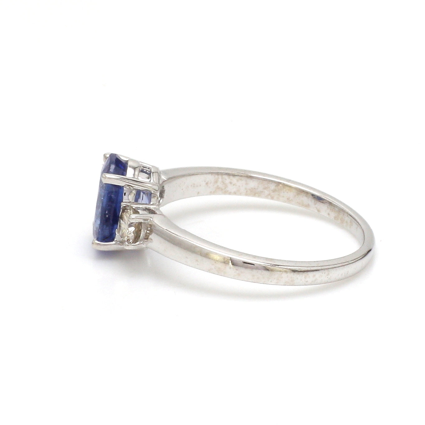 JPRG-3106/8116 Blue Sapphire Oval With Diamond 3Pcs Ring