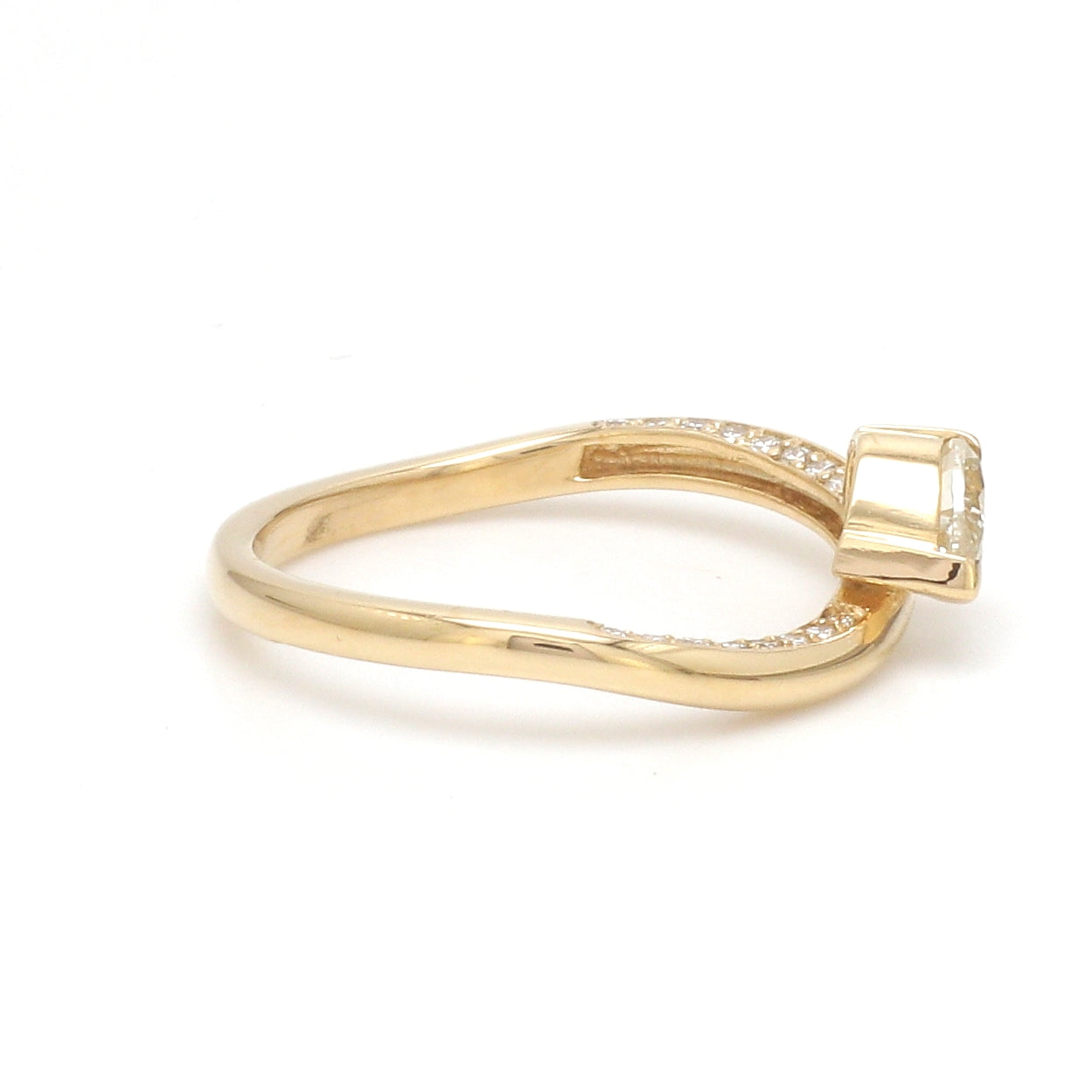 JPRG-3534/9000 Diamond Ring
