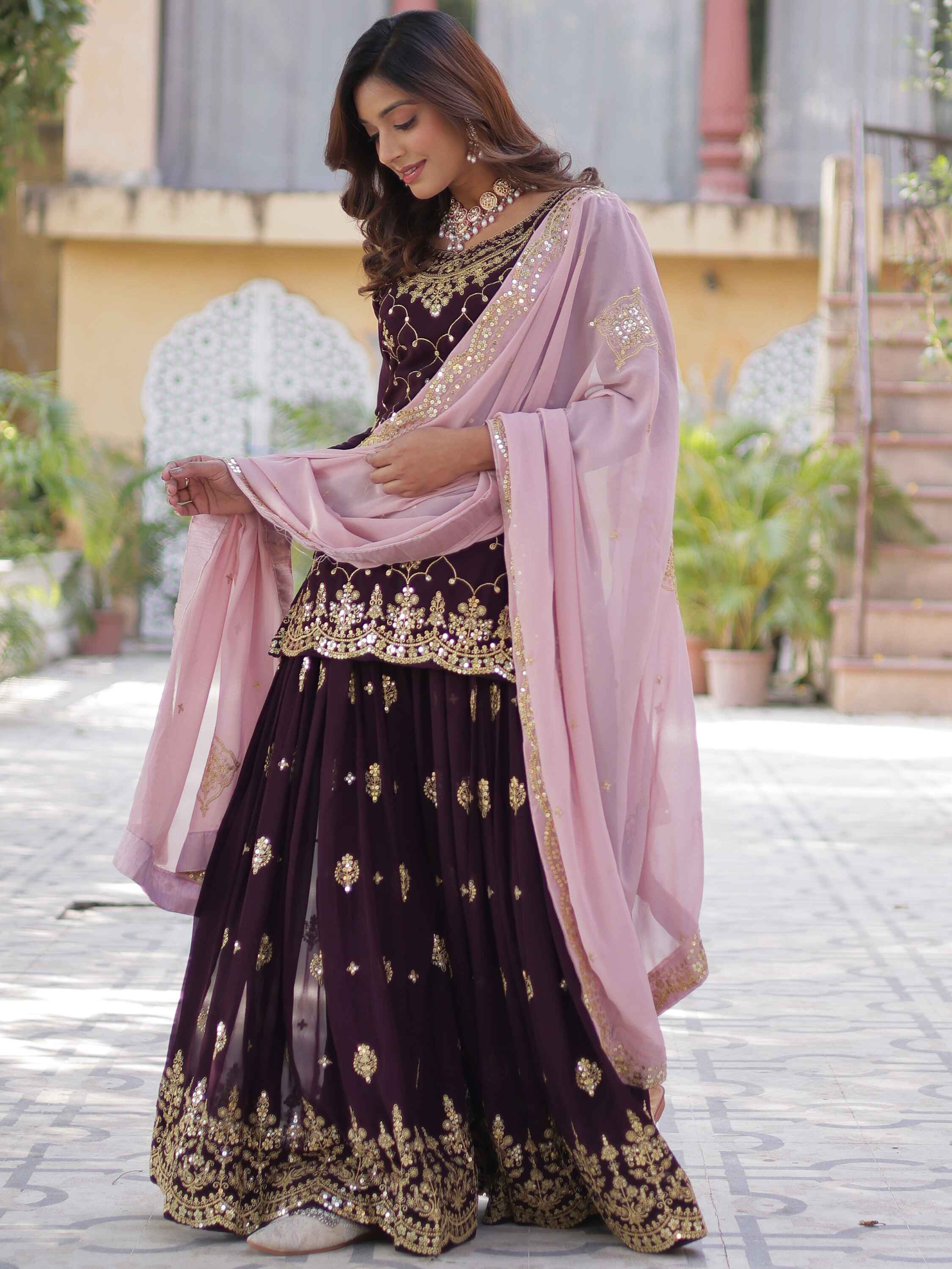 Sharara with elastic waist and full cotton lining for hours of celebratory wear