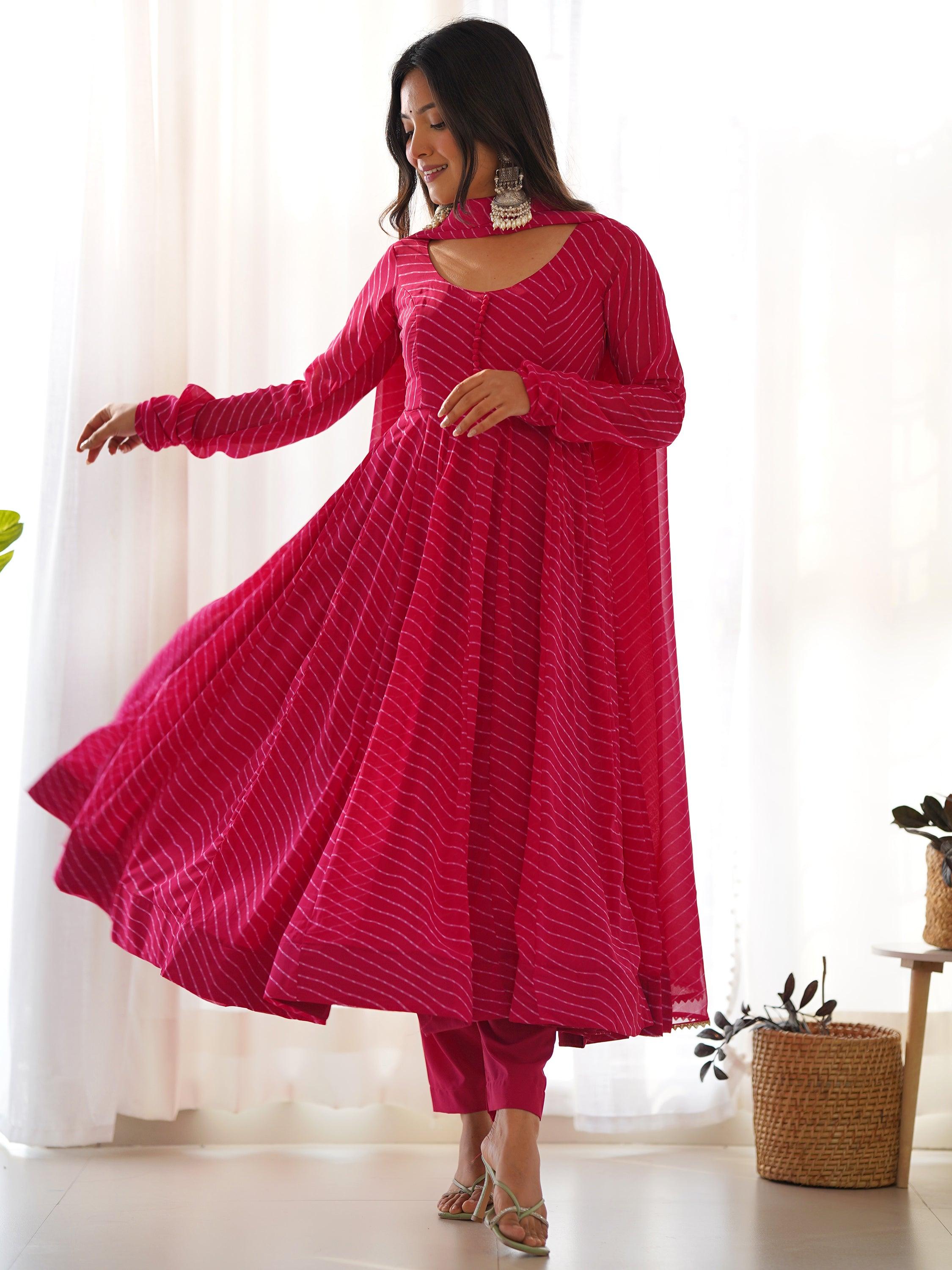 Georgette dupatta adorned with laheriya print and fancy lace work