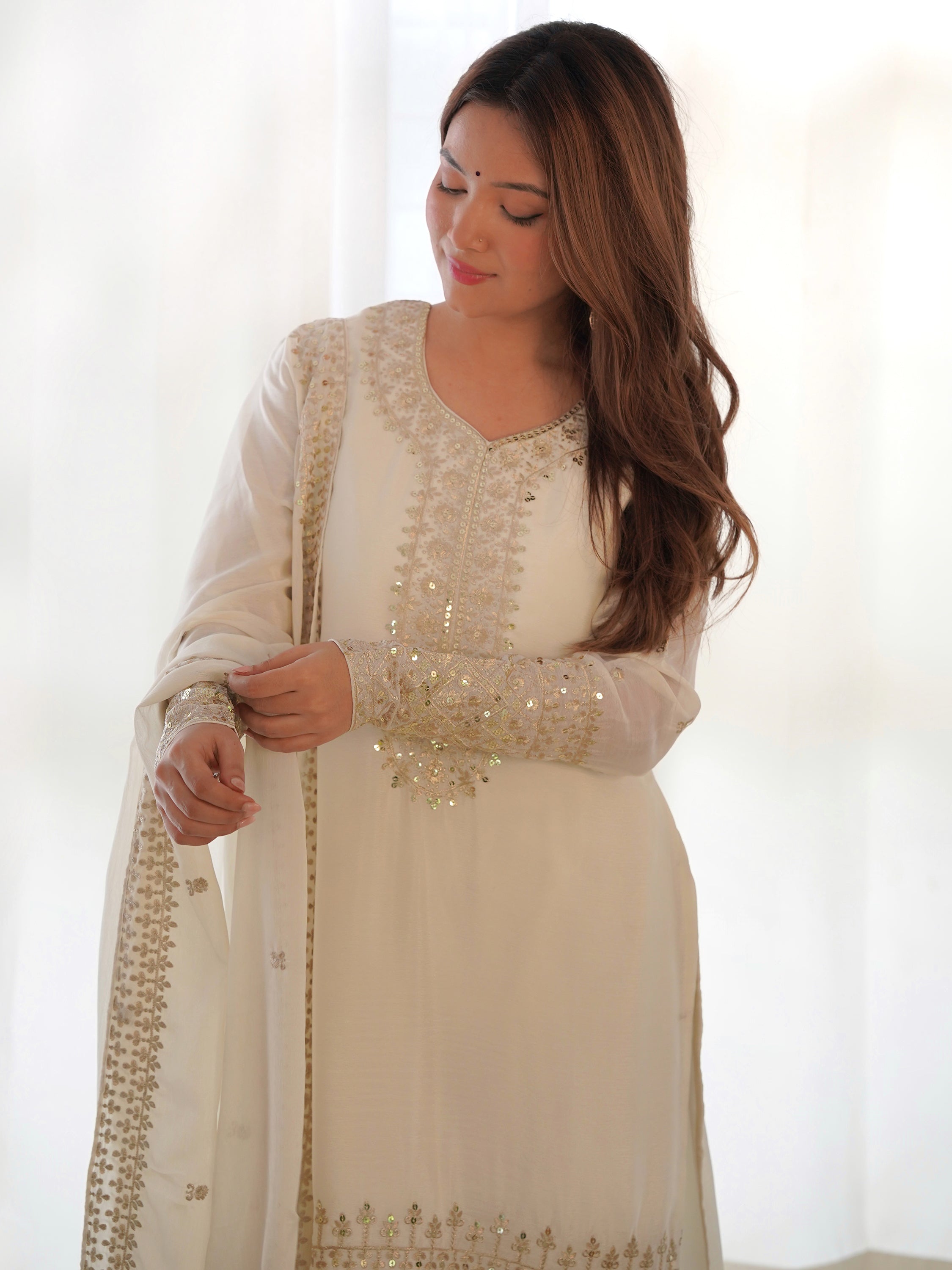 Graceful 40-inch length, perfect for special occasions