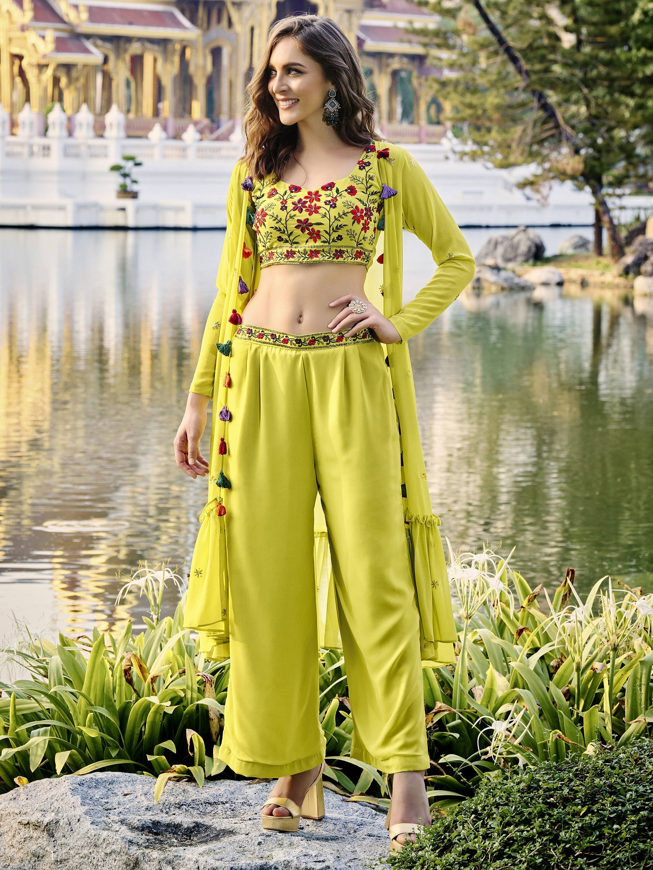 Hot fashion trend - light green palazzo suit with jacket for any event