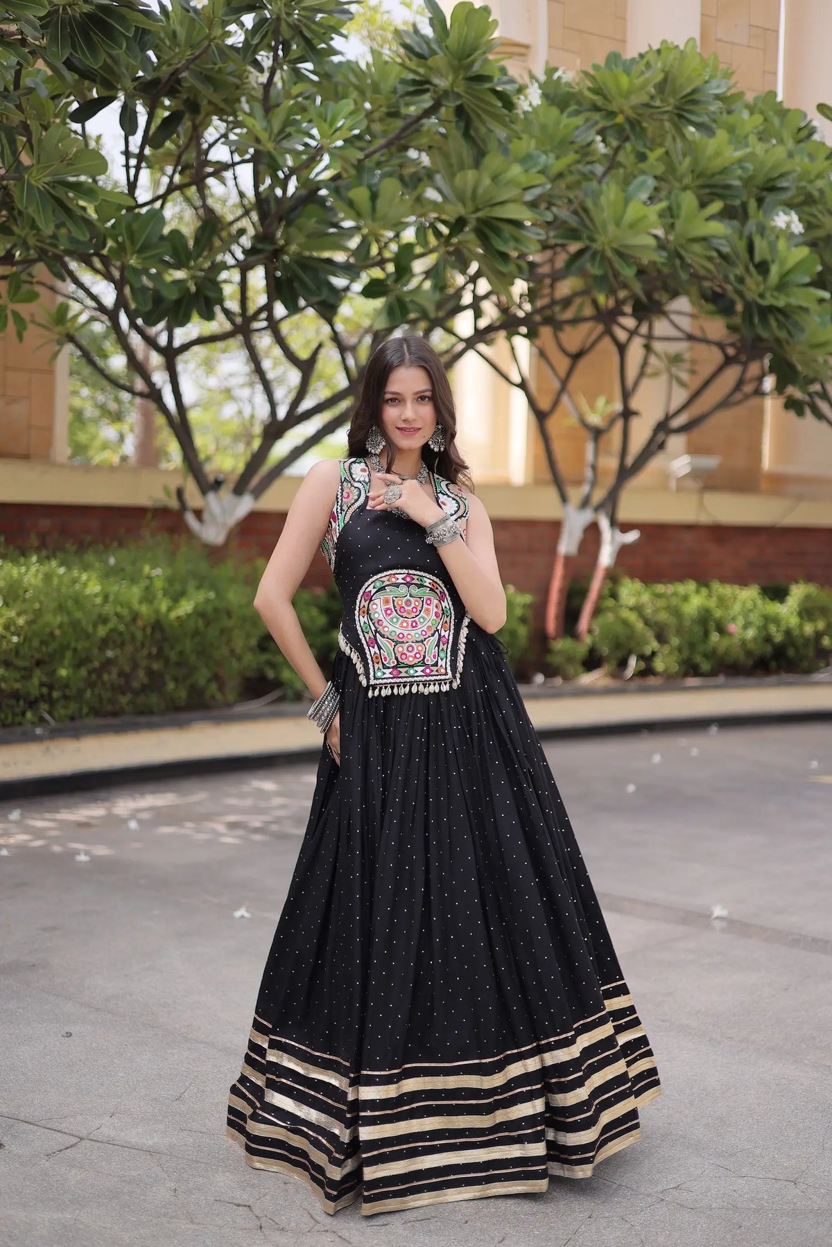 5 Meter Flair | Black Garba Chaniya Choli With Gamthi & Mirror Work