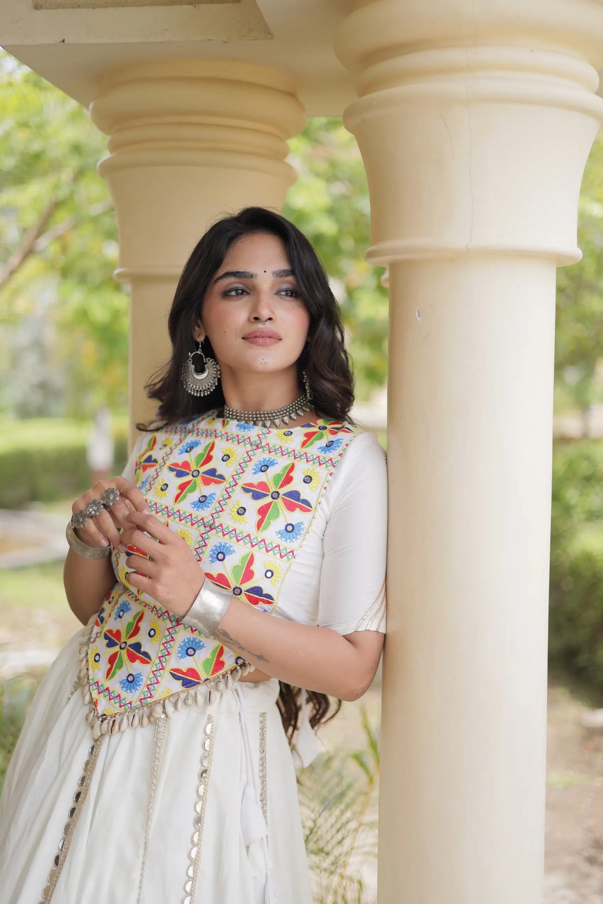 White Navratri Lehenga With Kutchi Work Blouse