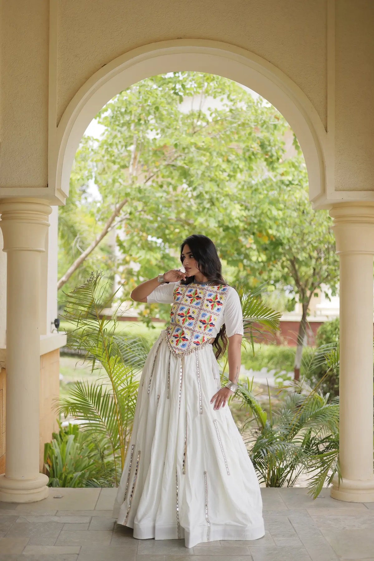 White Navratri Lehenga With Kutchi Work Blouse