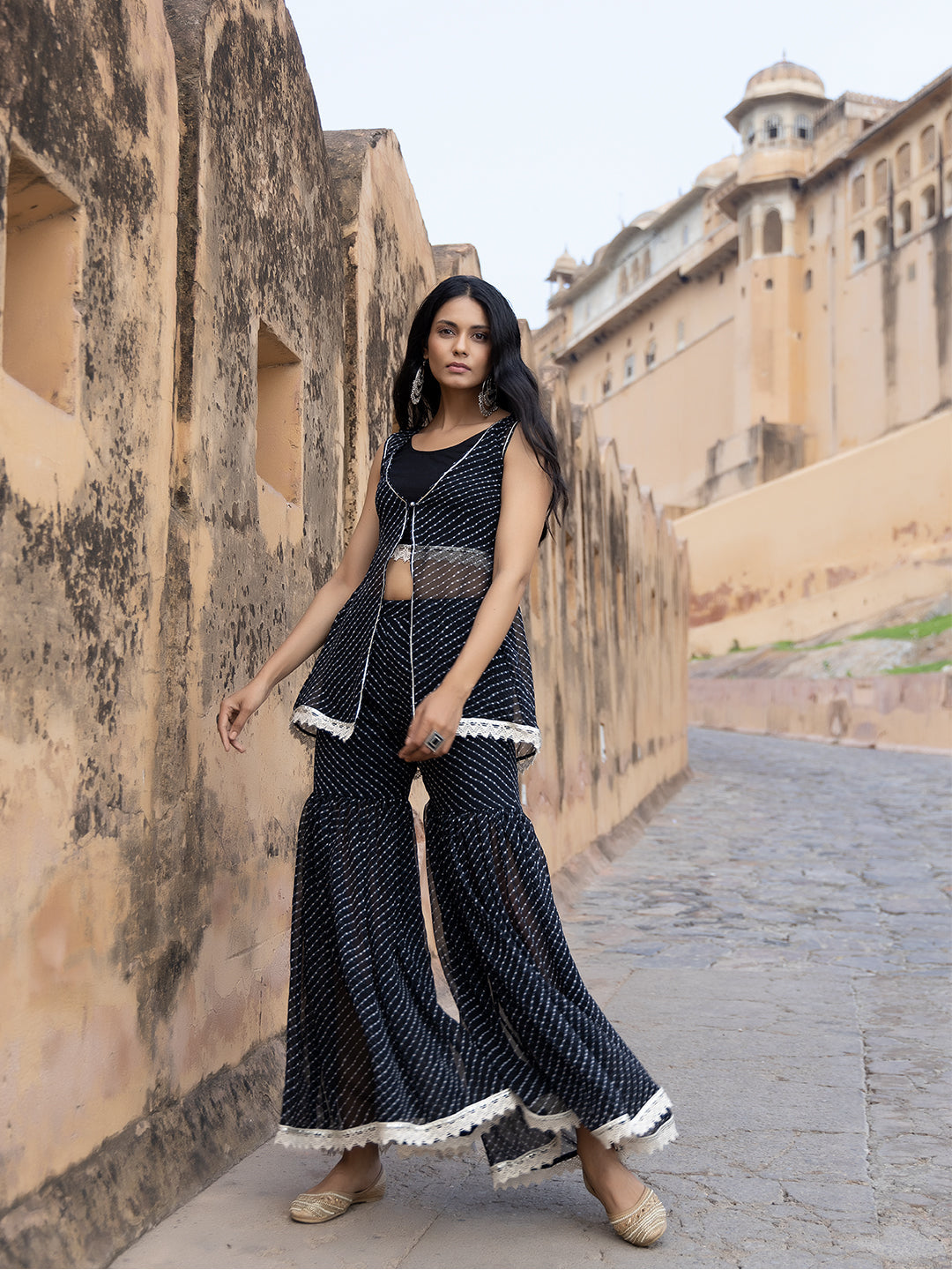 Nihira Black Leheriya Sharara Set - By Ragavi - qivii