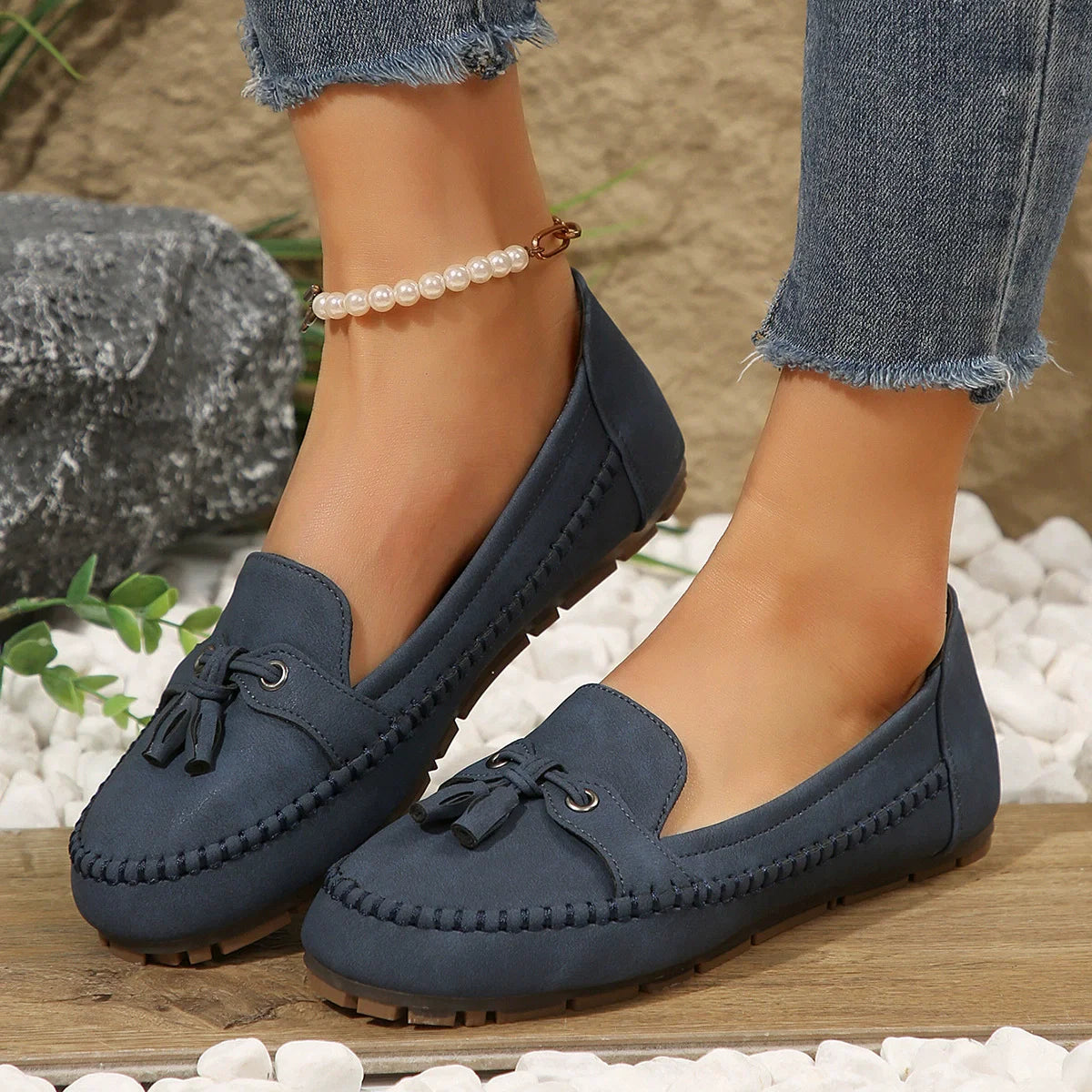 Women's Casual Blue Moccasin Loafers – Soft Suede Slip-On Flats with Tassel Bow Detail, Comfortable Driving Shoes for Everyday Wear