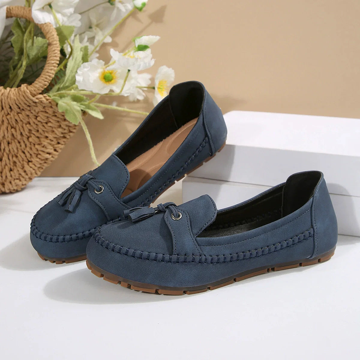 Women's Casual Blue Moccasin Loafers – Soft Suede Slip-On Flats with Tassel Bow Detail, Comfortable Driving Shoes for Everyday Wear