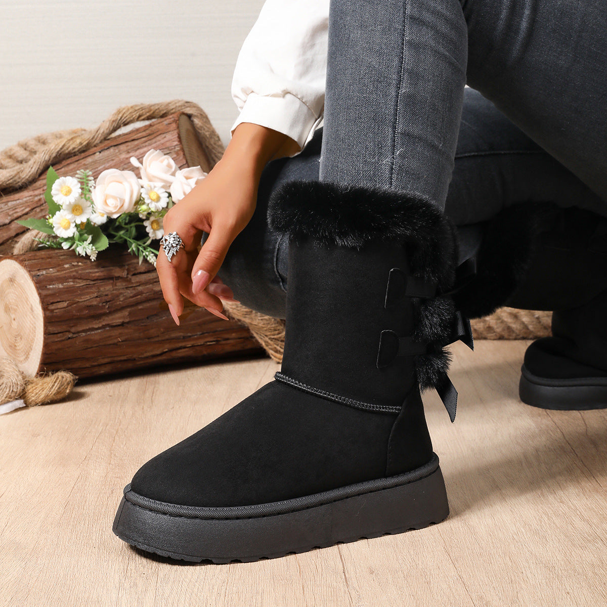 Women’s CozyBow Short Snow Boots – Fleece-Lined Warmth & Anti-Slip Platform (US 5–10)