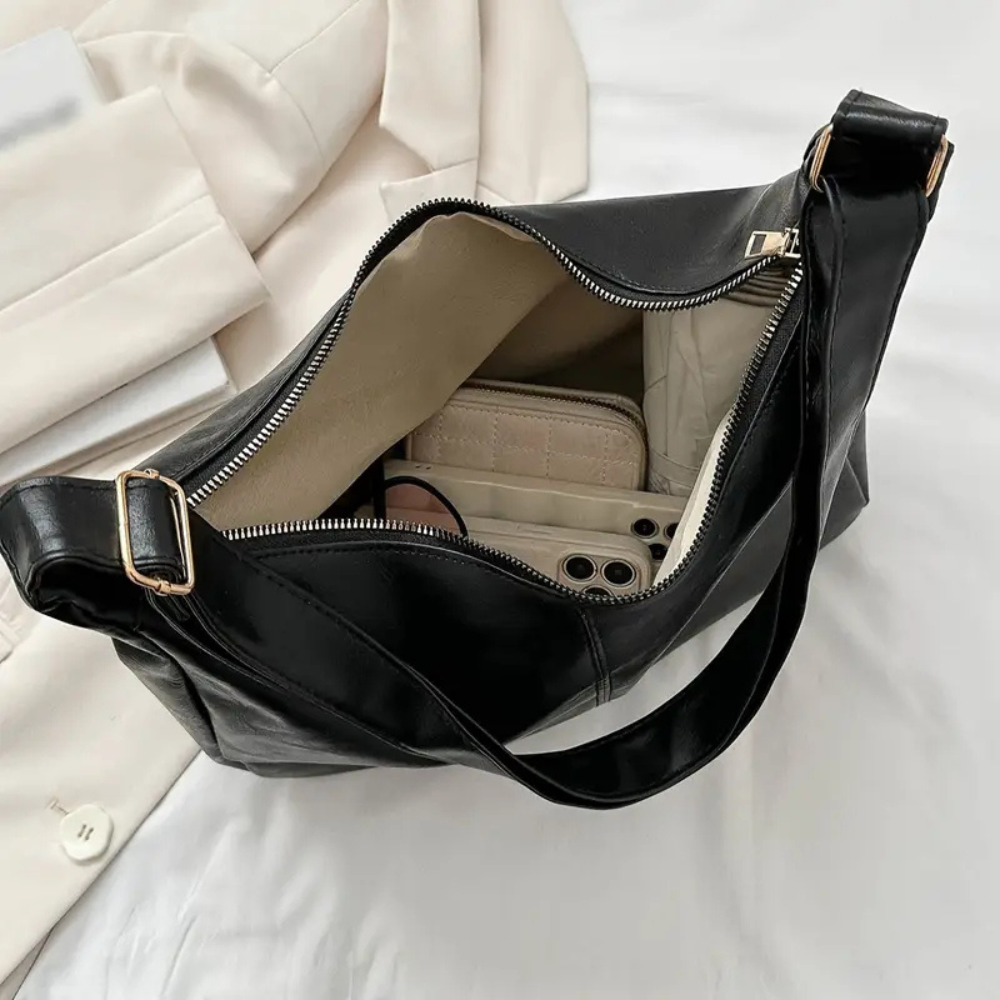 Malja | Shoulder Bag - By Qivii