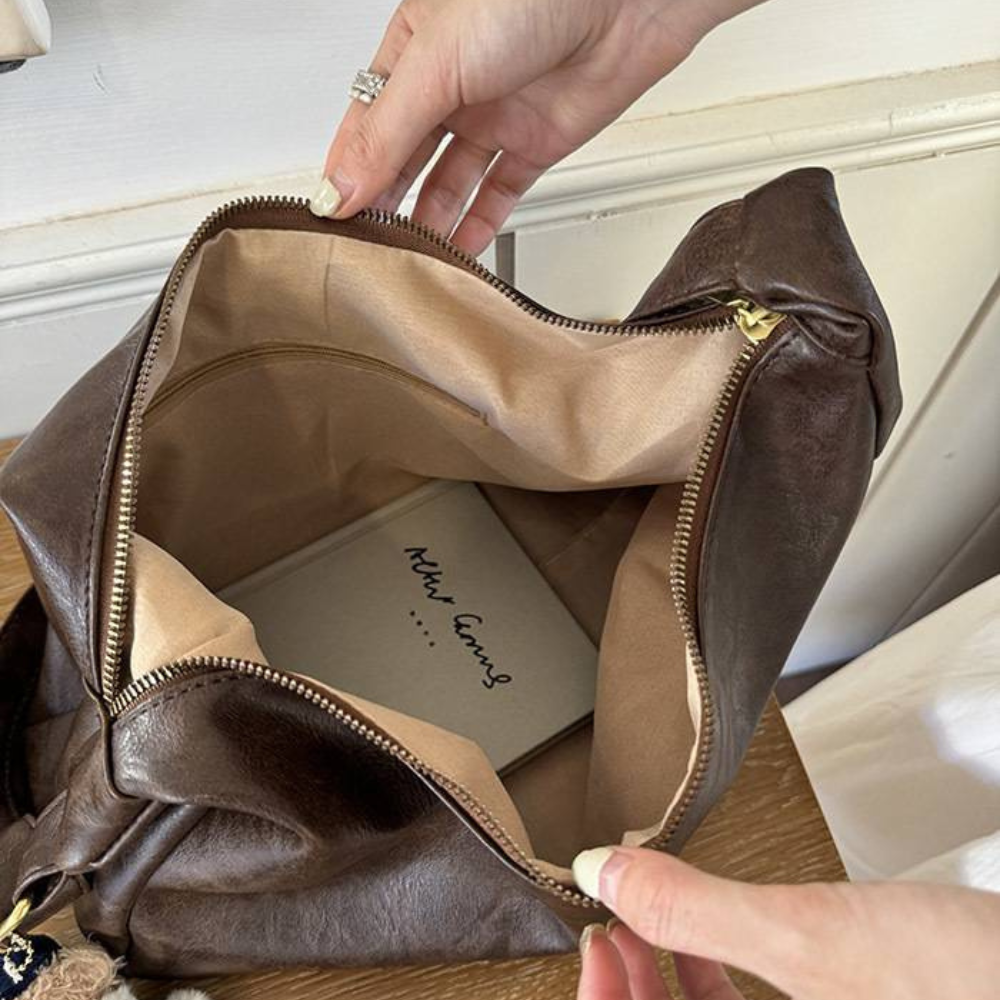Malja | Shoulder Bag - By Qivii