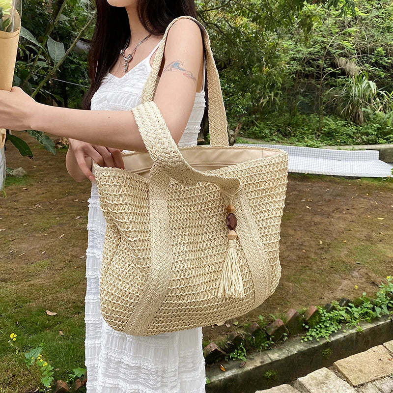 Totah | Tote Bag - By Qivii