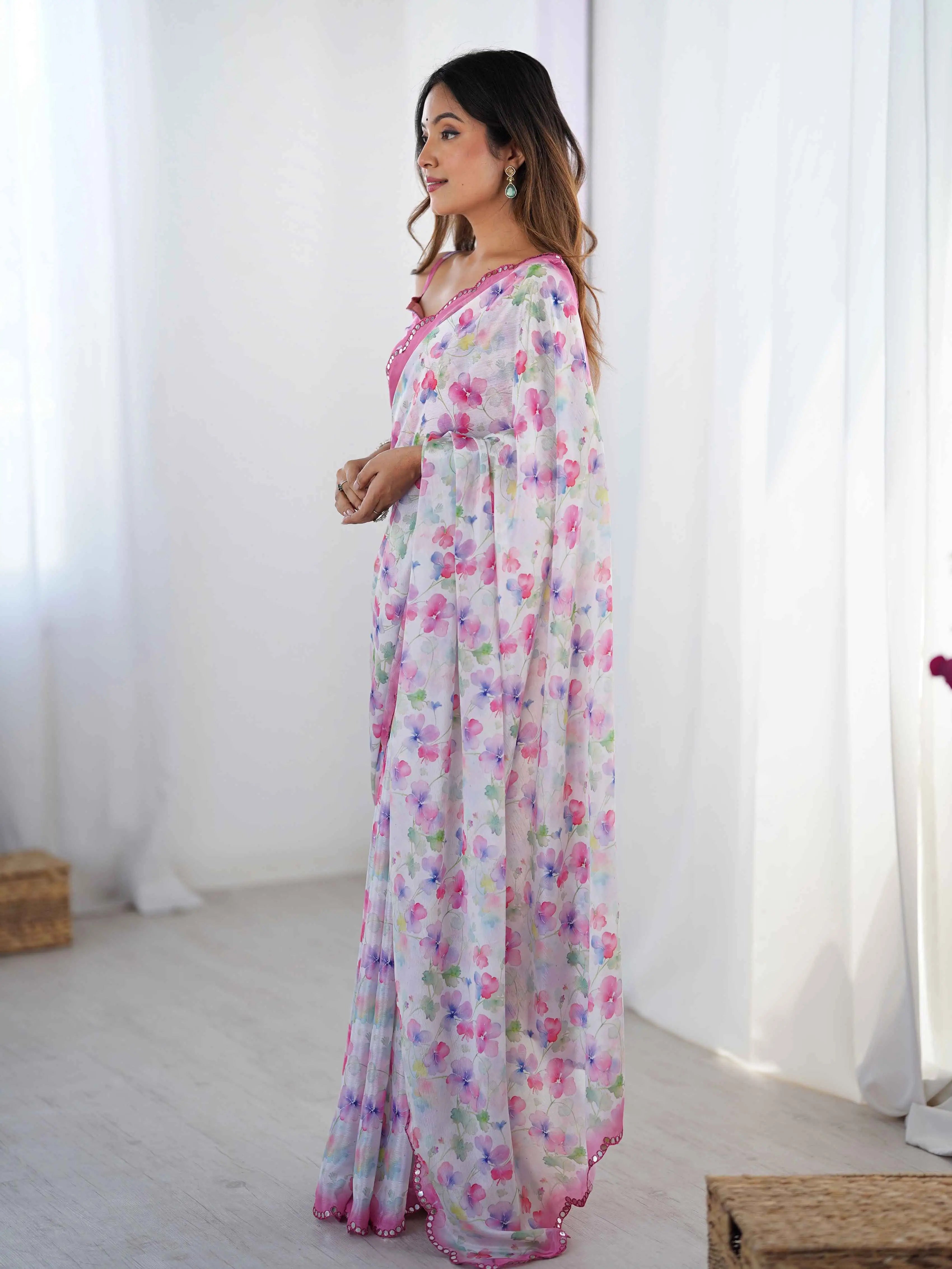Dull Pink Digital Floral Print With Mirror Cut Work Saree