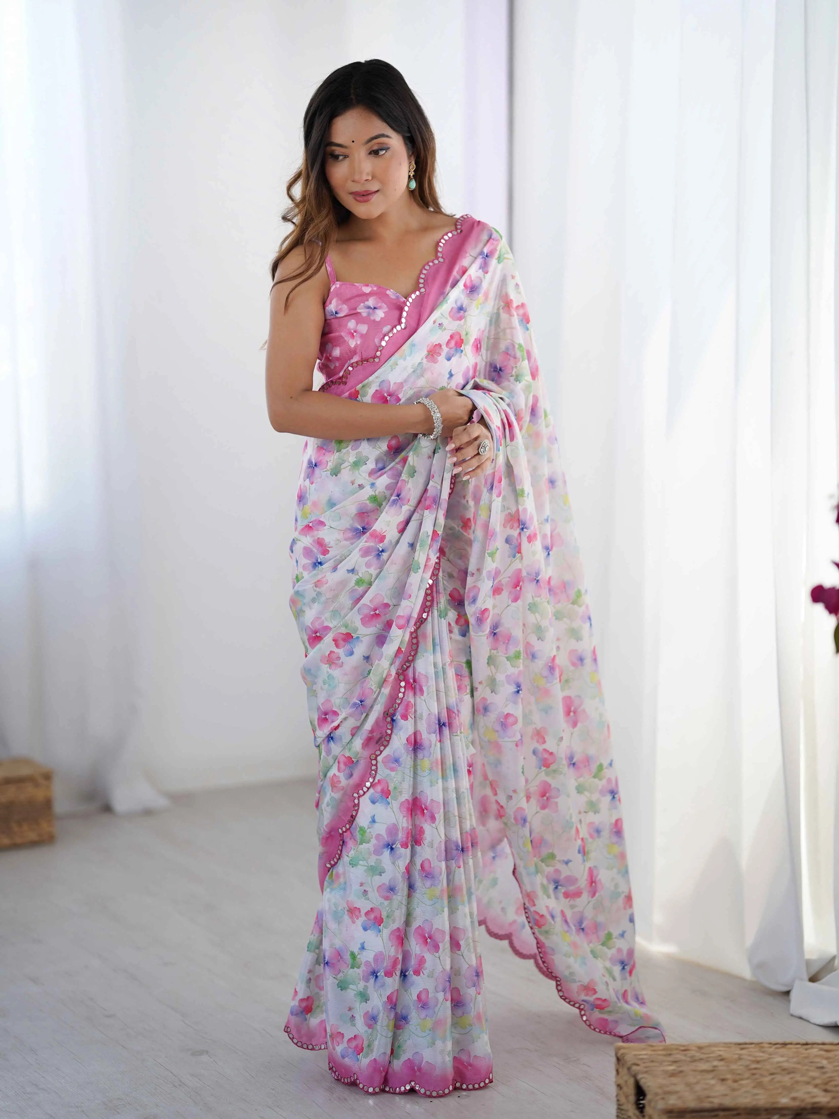Dull Pink Digital Floral Print With Mirror Cut Work Saree - qivii