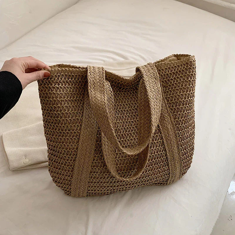Totah | Tote Bag - By Qivii