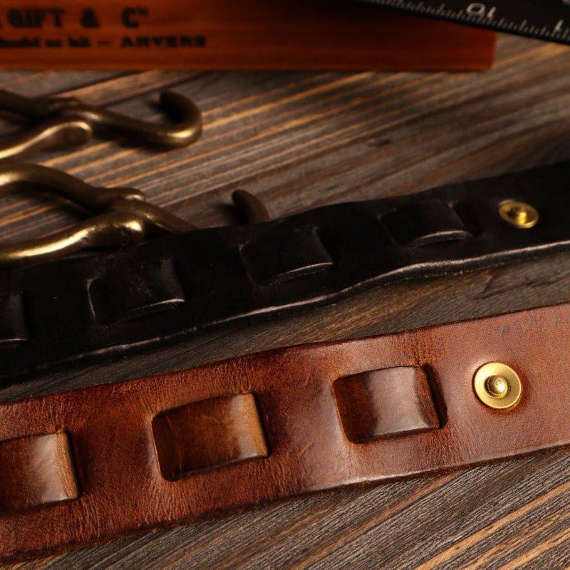 Cowhide Hook Belt - By Qivii