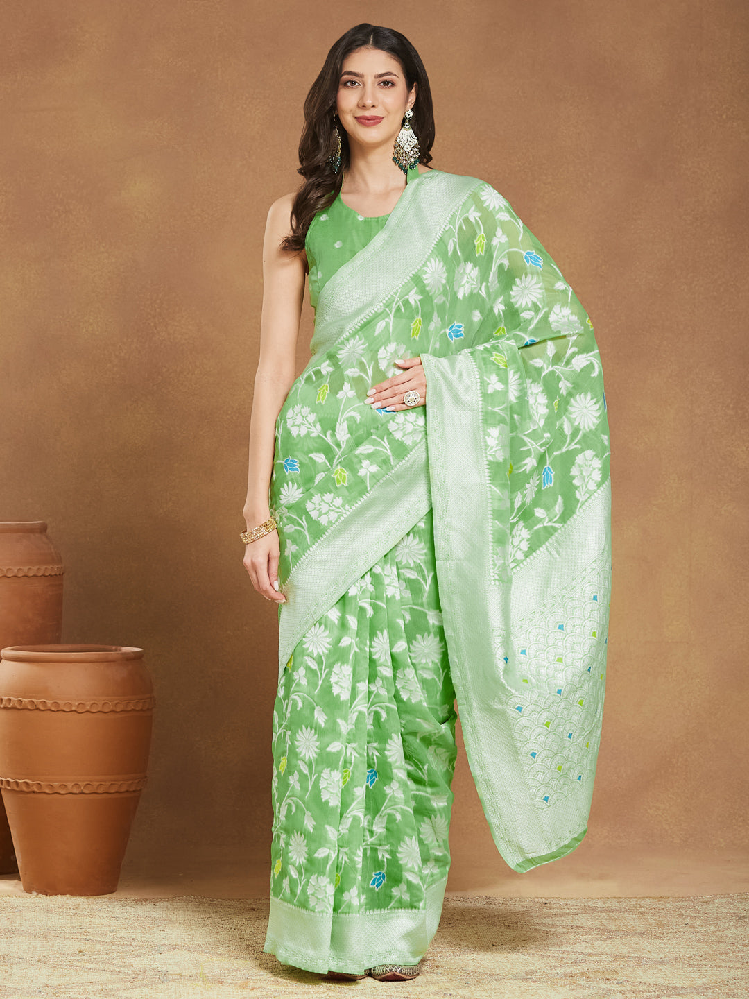 Janasya Women's Light Green Silk Blend Floral Woven Design Jacquard Saree with Blouse Piece - qivii