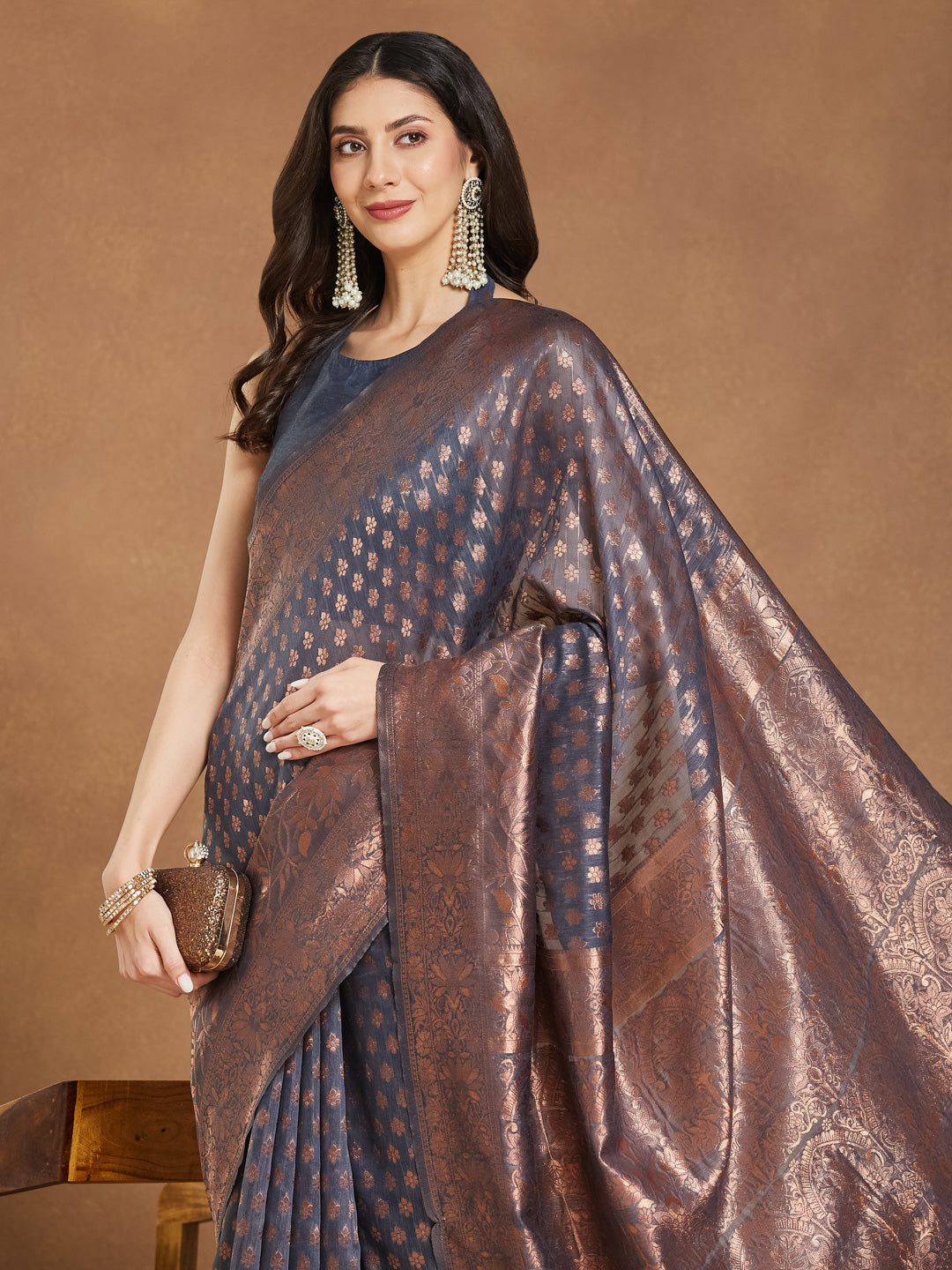 Janasya Women's Dark Grey Silk Blend Floral Woven Design Jacquard Saree with Blouse Piece - qivii