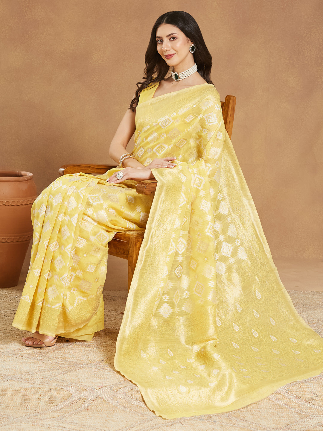 Janasya Women's Yellow Silk Blend Geometric Woven Design Jacquard Saree with Blouse Piece - qivii