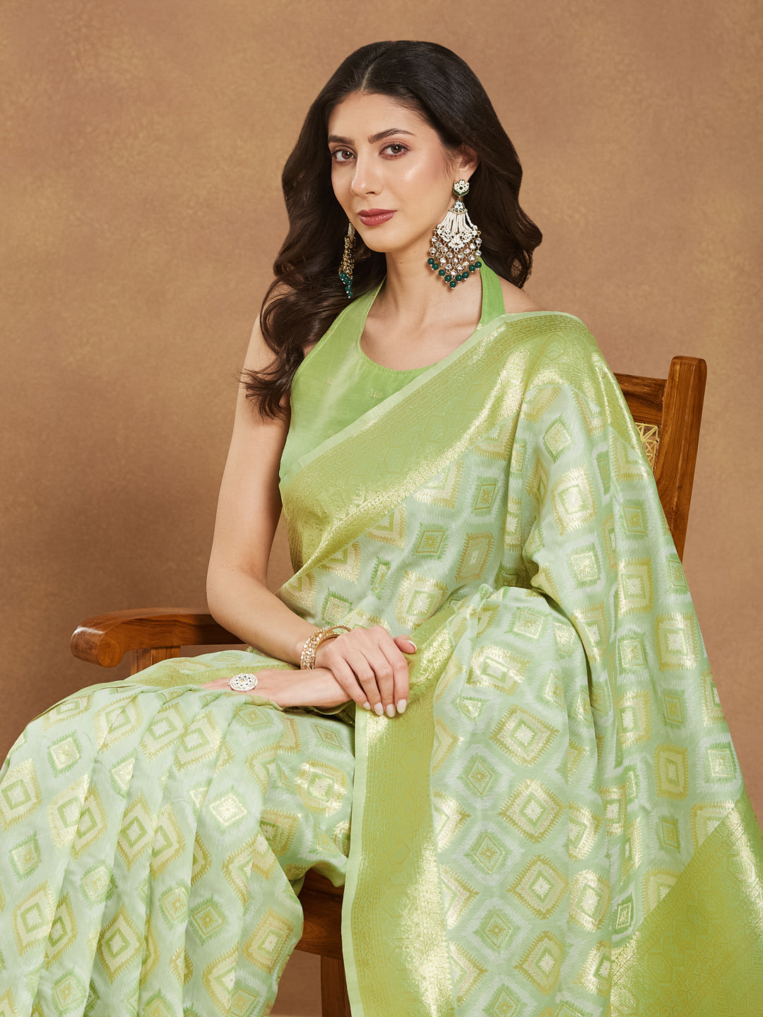 Janasya Women's Light Green Silk Blend Geometric Woven Design Jacquard Saree with Blouse Piece - qivii
