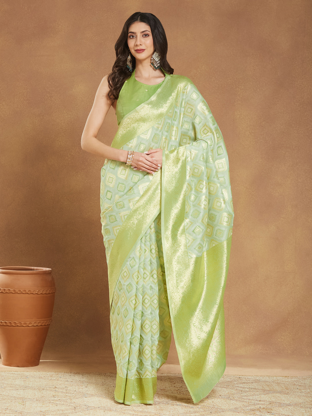 Janasya Women's Light Green Silk Blend Geometric Woven Design Jacquard Saree with Blouse Piece - qivii