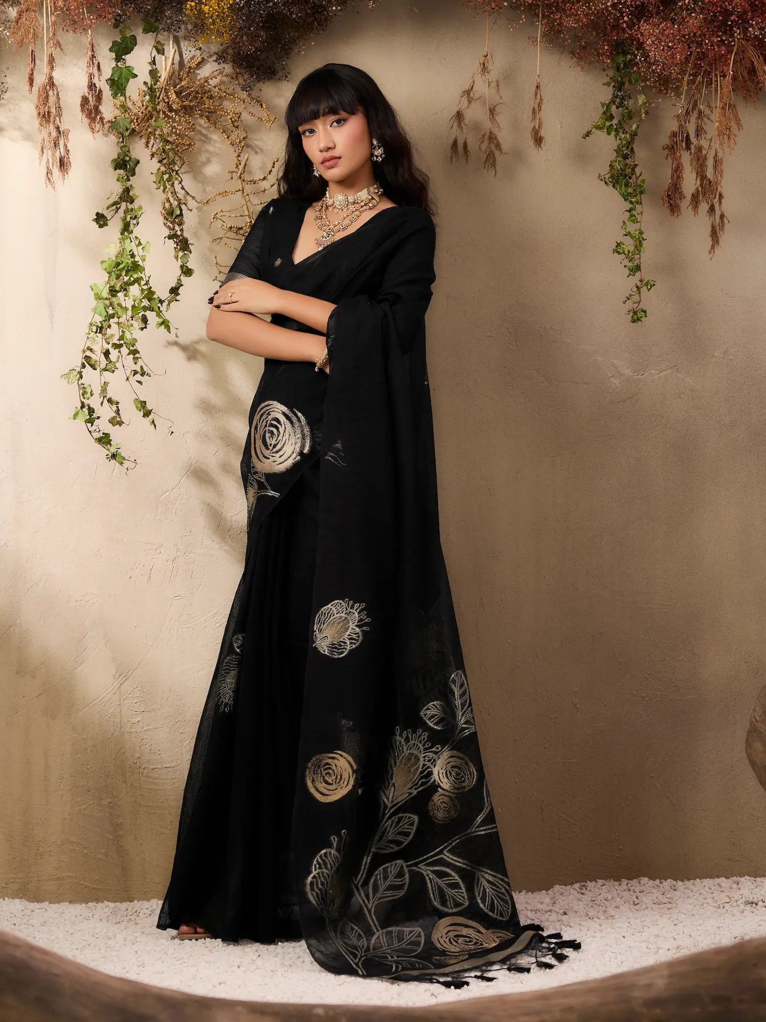 Hot Black Zari Weaving Silk Saree