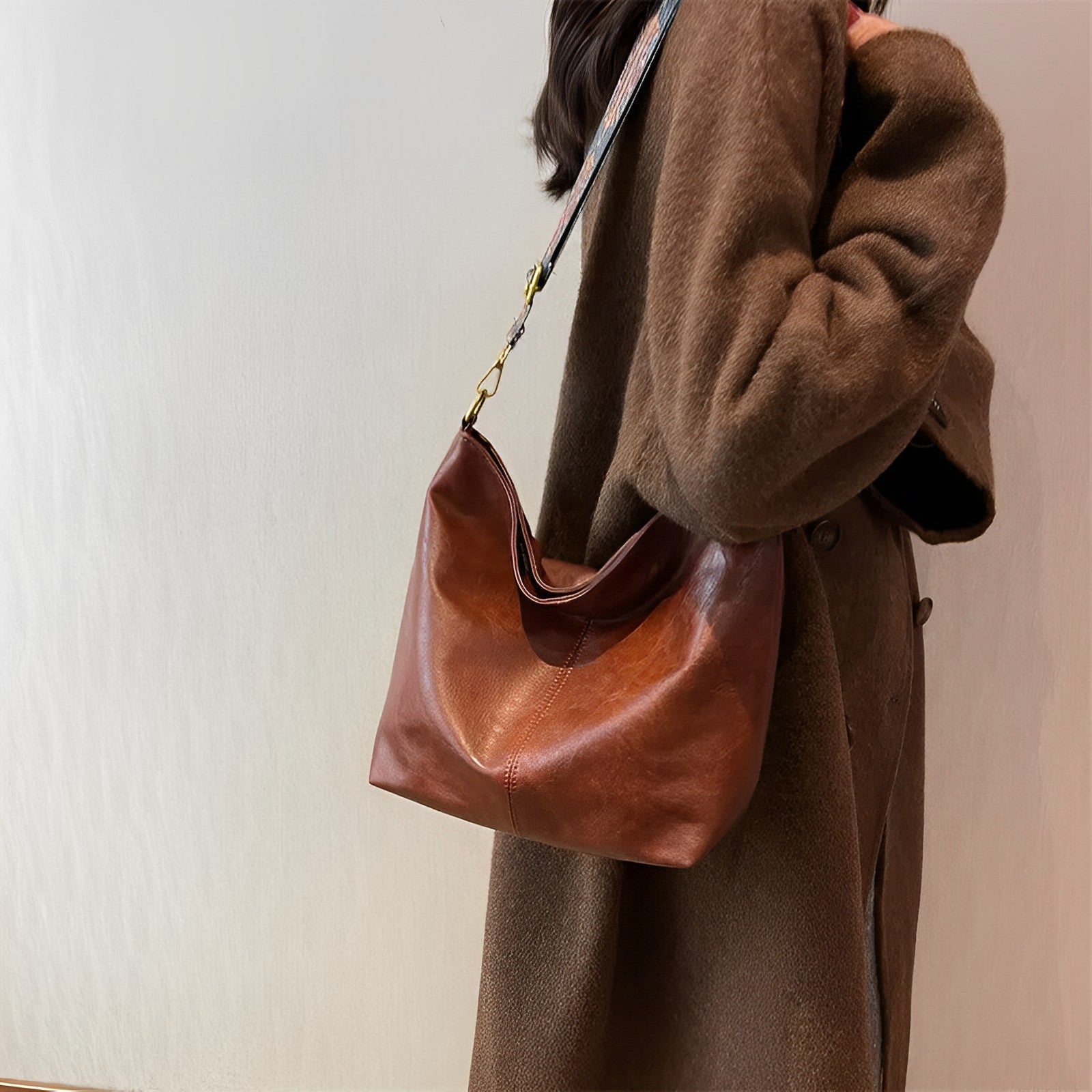 Boyah | Crossbody Bag - By Qivii