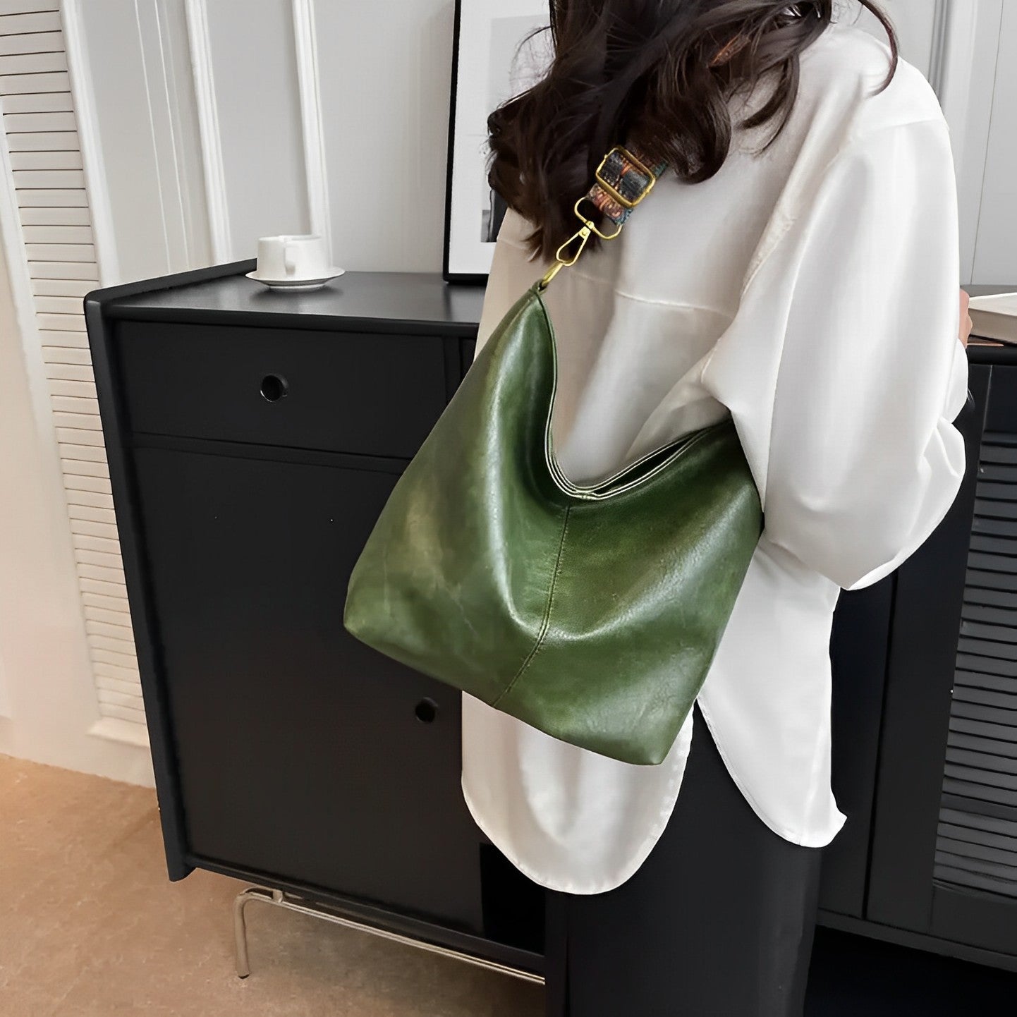 Boyah | Crossbody Bag - By Qivii