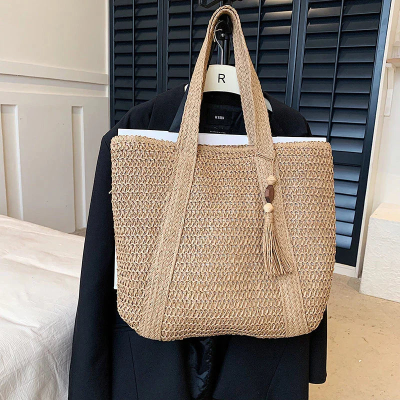 Totah | Tote Bag - By Qivii