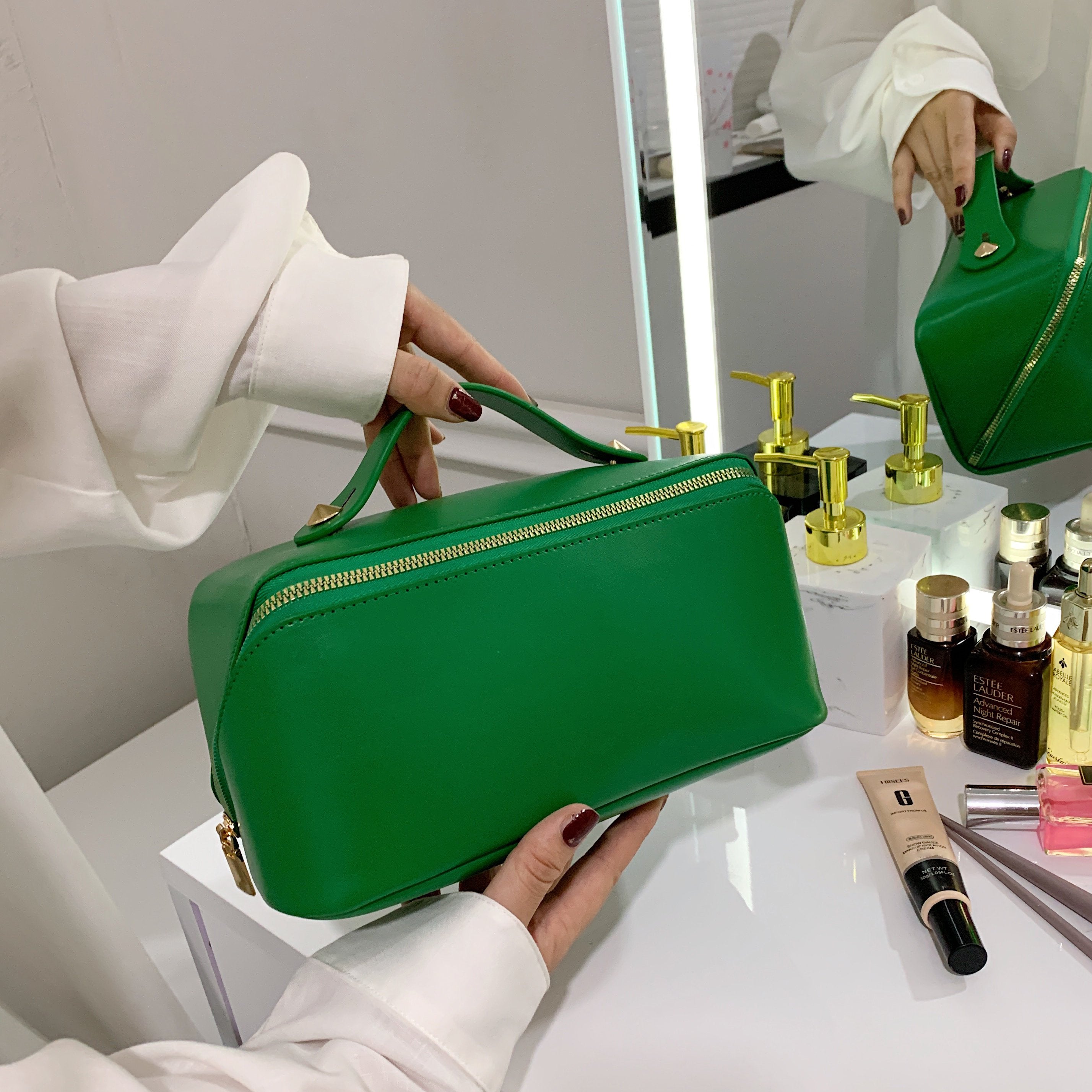 Tinah | Makeup Pouch - By Qivii
