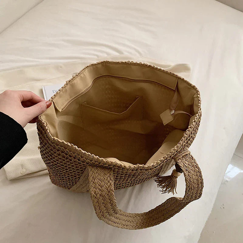 Totah | Tote Bag - By Qivii