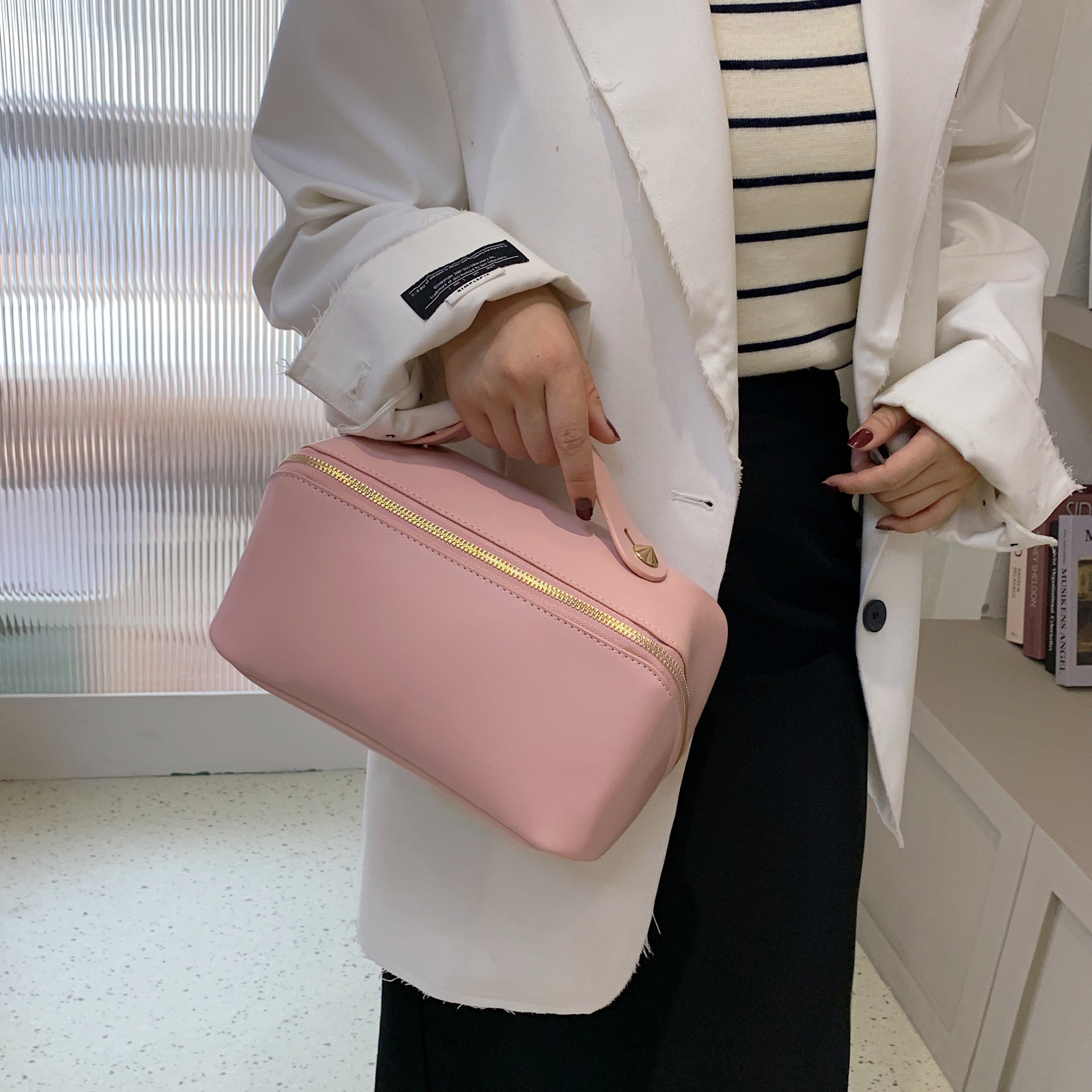 Tinah | Makeup Pouch - By Qivii