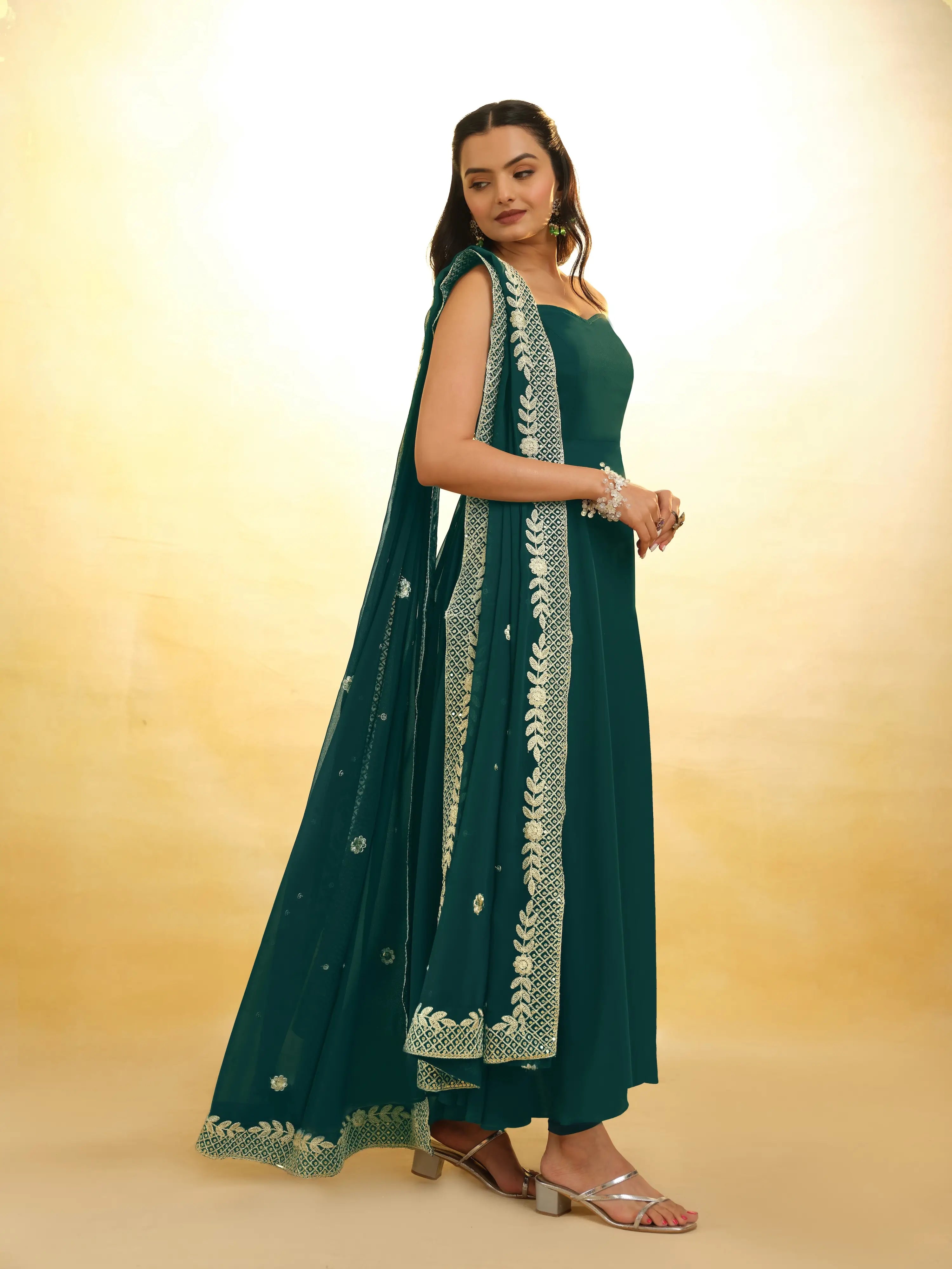 Green Georgette Salwar Suit With Dupatta - qivii
